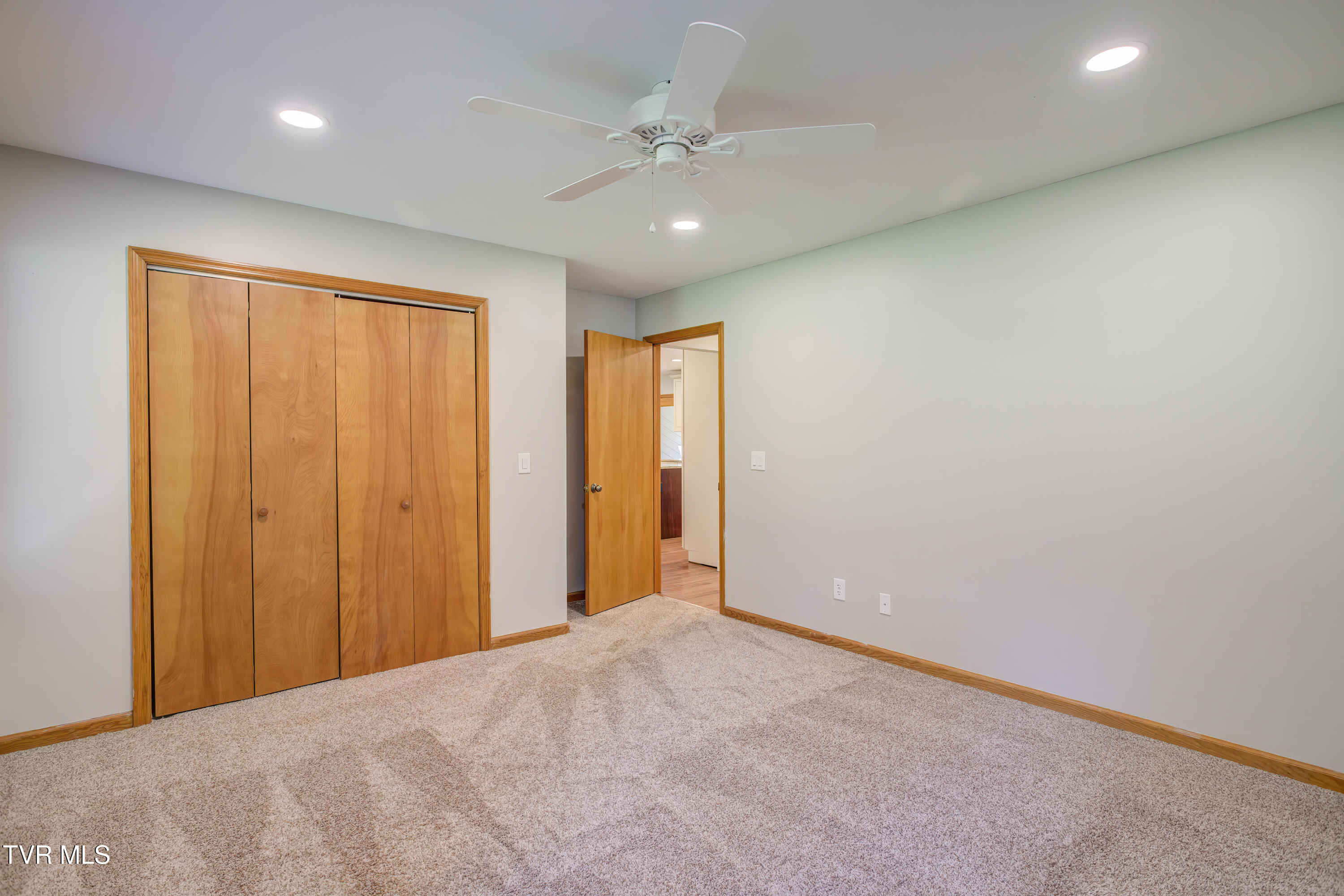230 Picadilly Lane