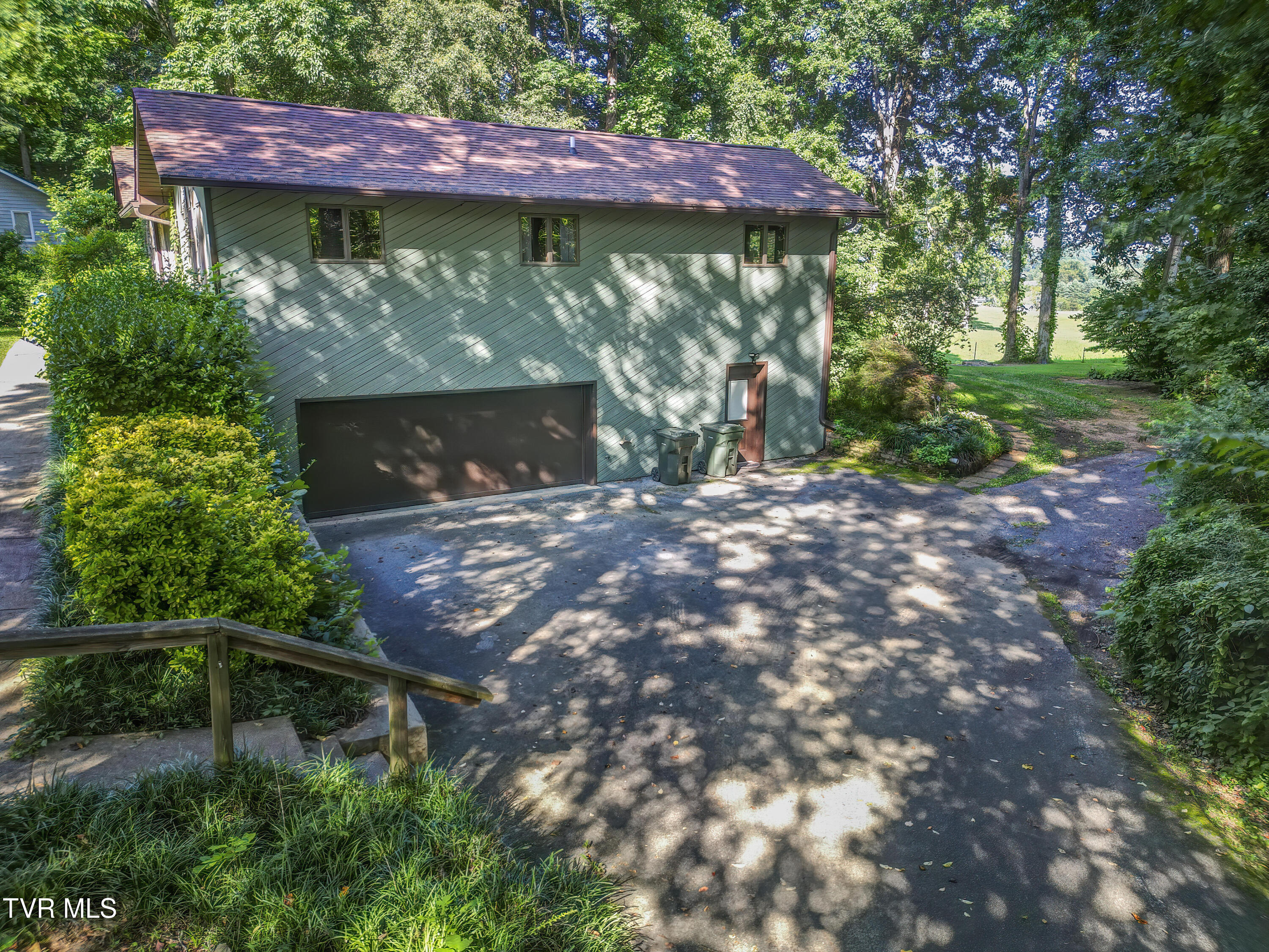 230 Picadilly Lane