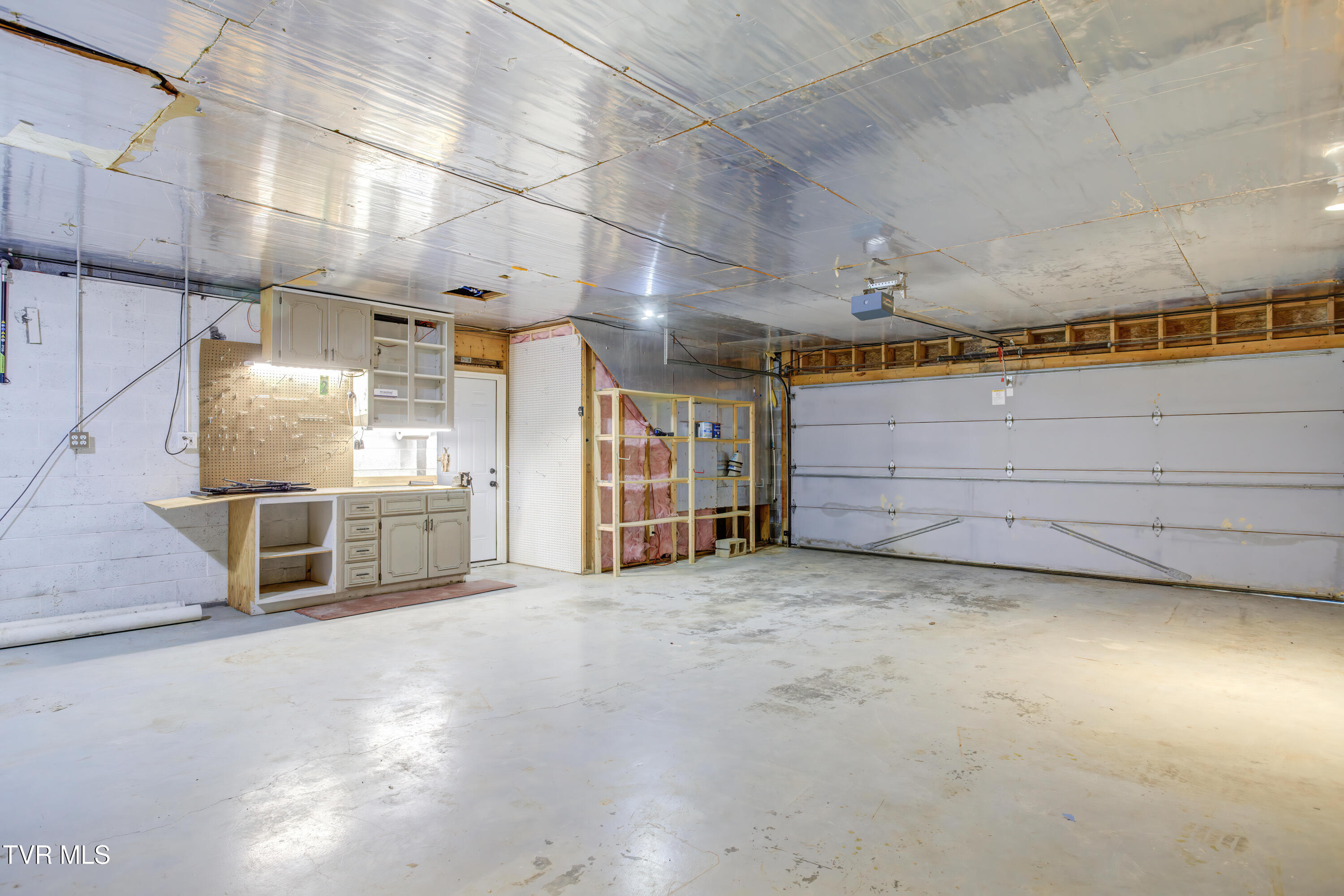 230 Picadilly Lane