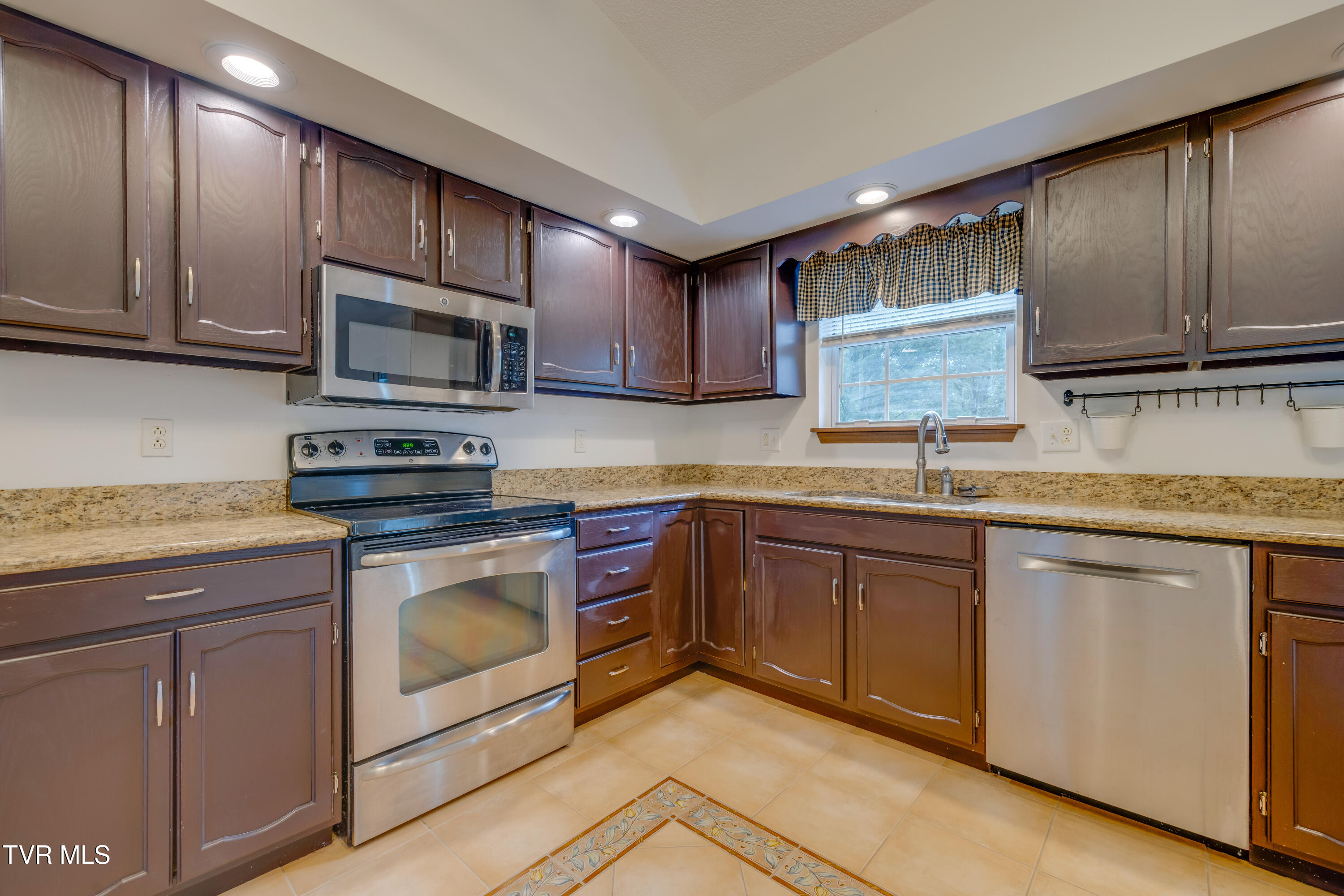 178 Greyland Drive