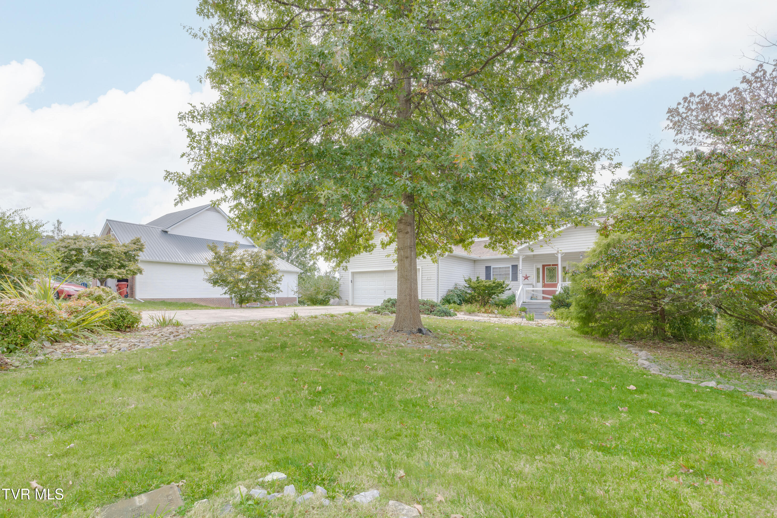 9 Green Valley Court