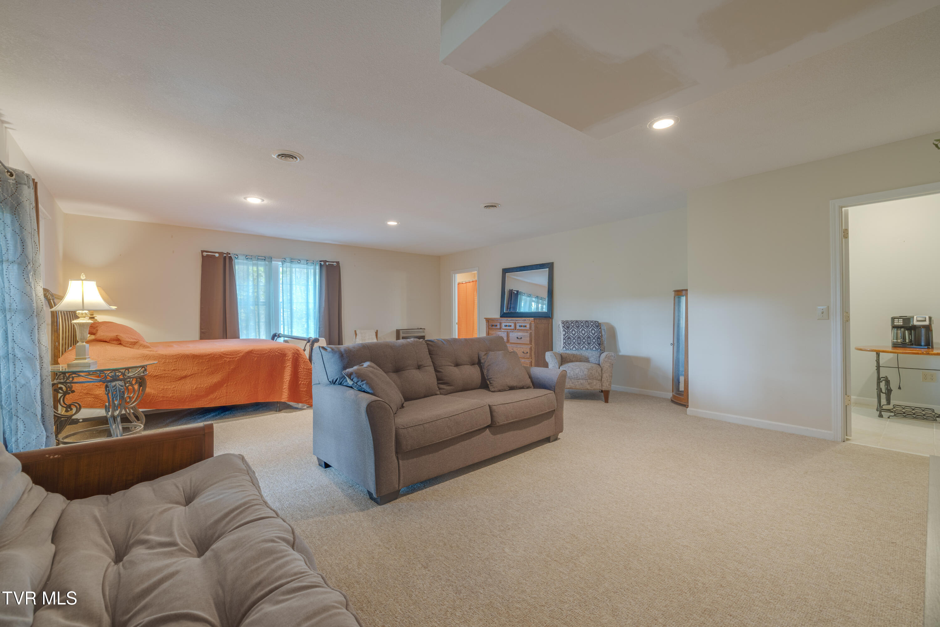 9 Green Valley Court