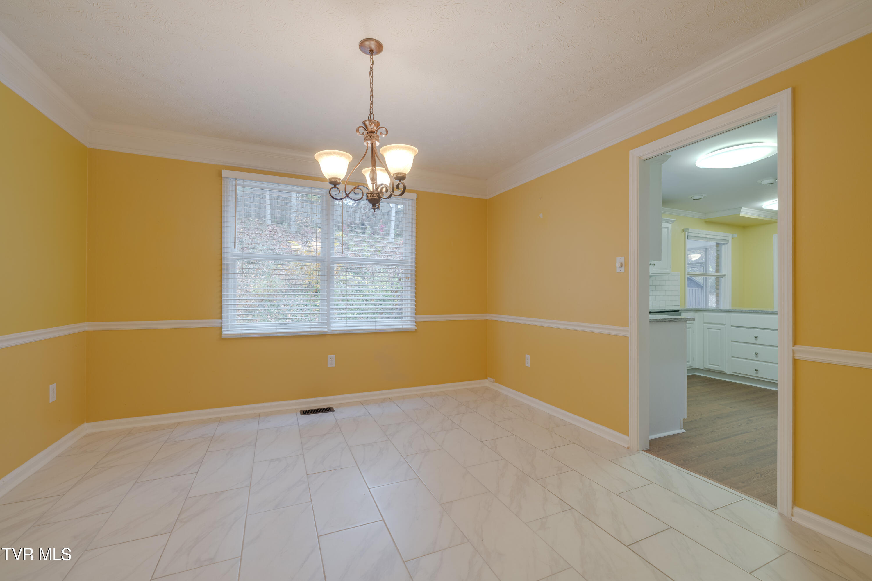 2104 Southcote Drive