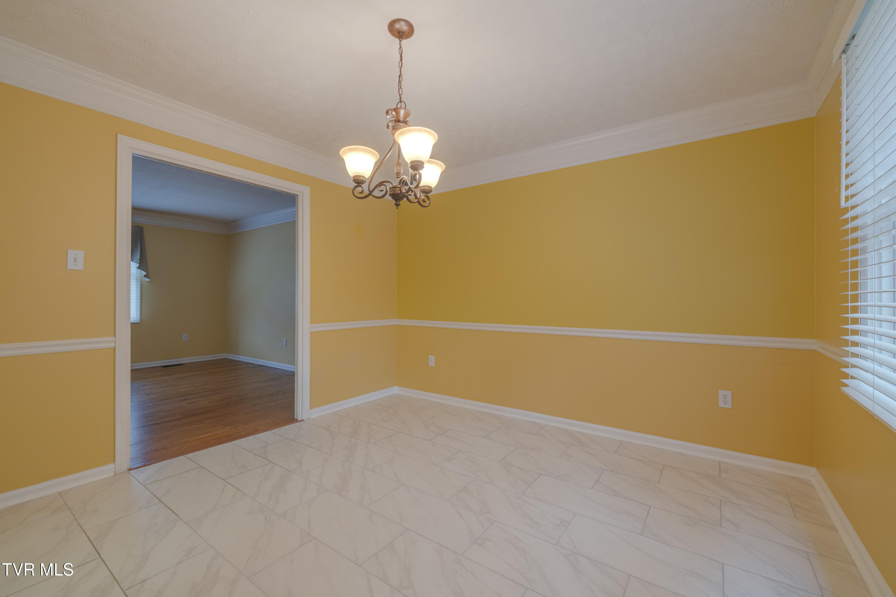 2104 Southcote Drive
