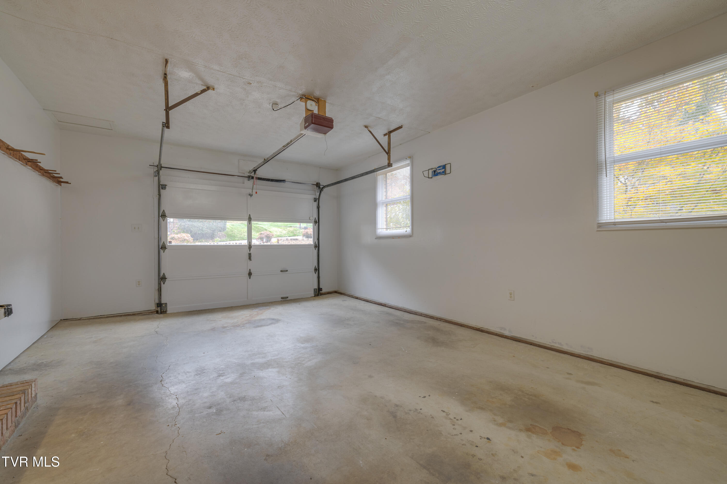 2104 Southcote Drive