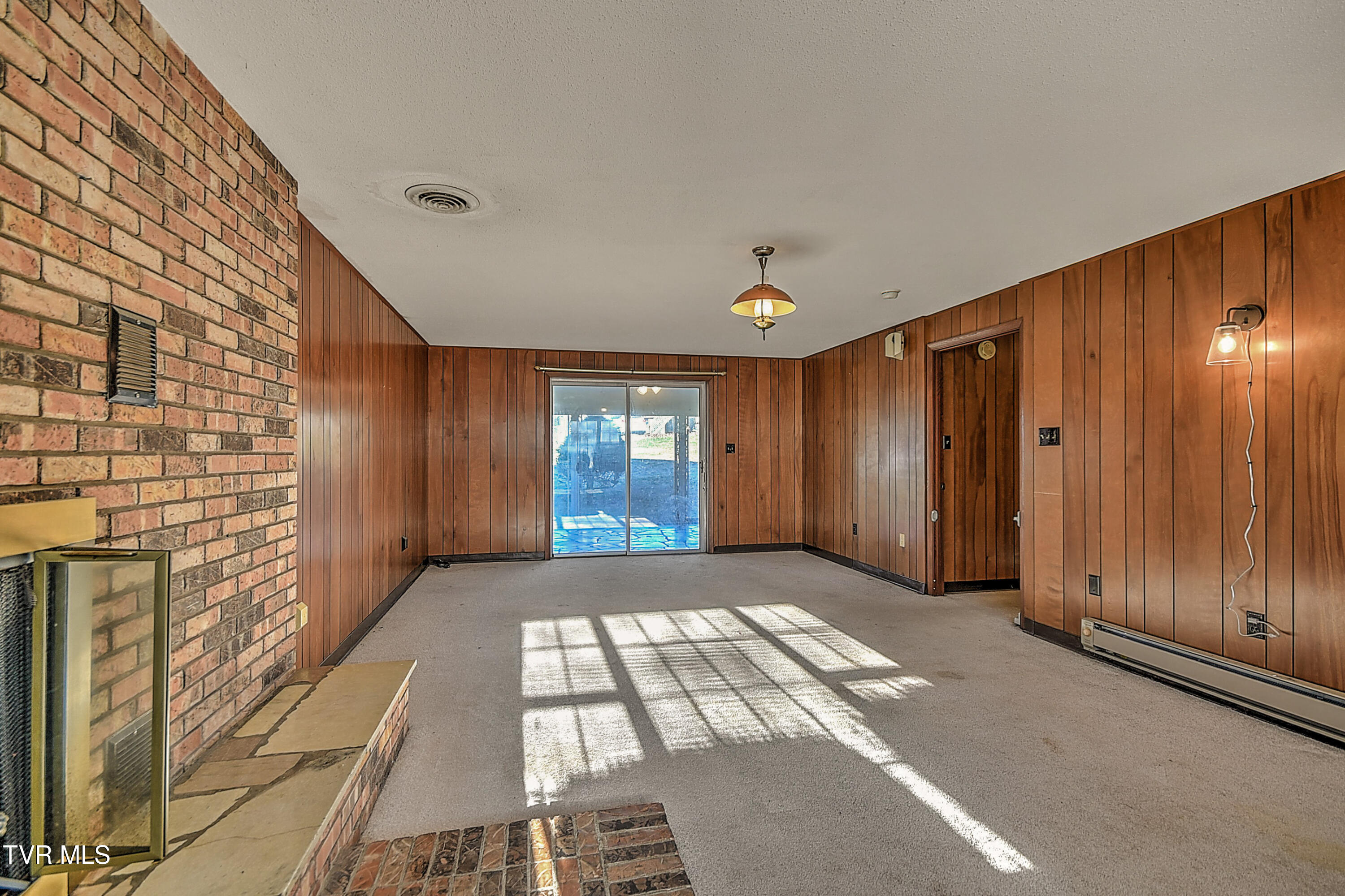 161 Echo Lane