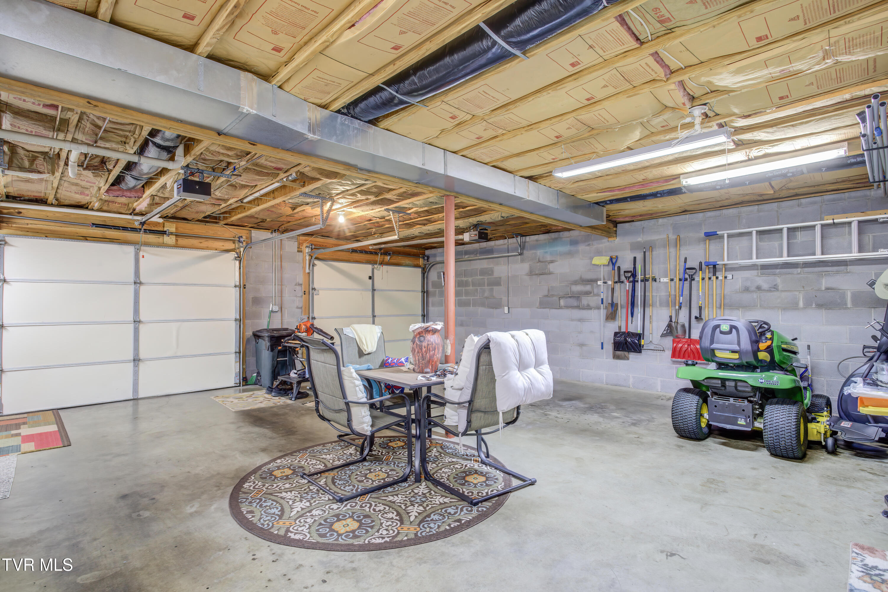128 Alfalfa Lane