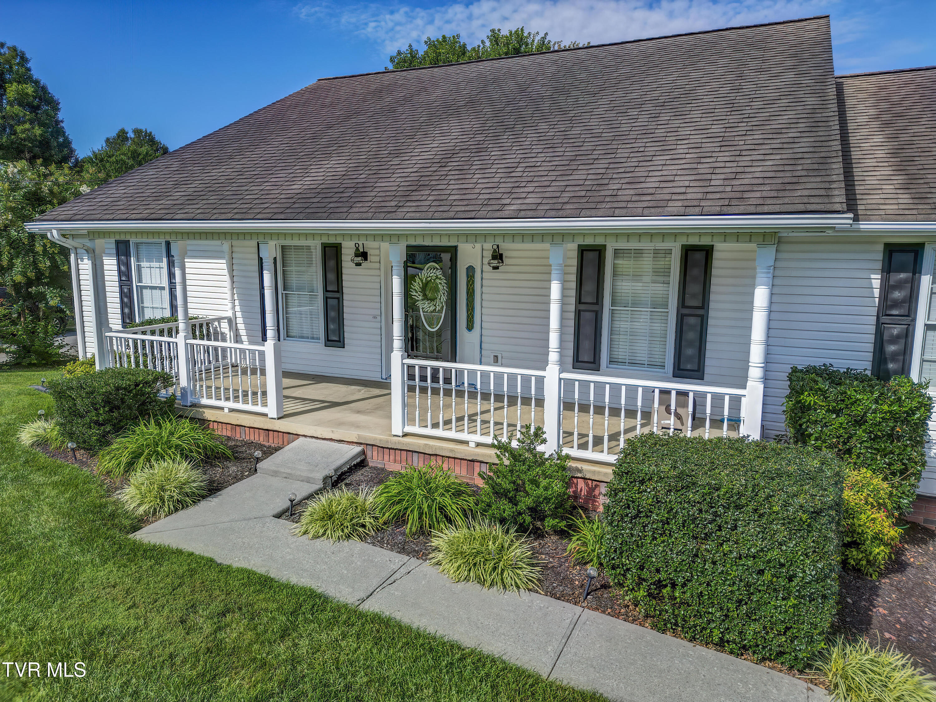 128 Alfalfa Lane
