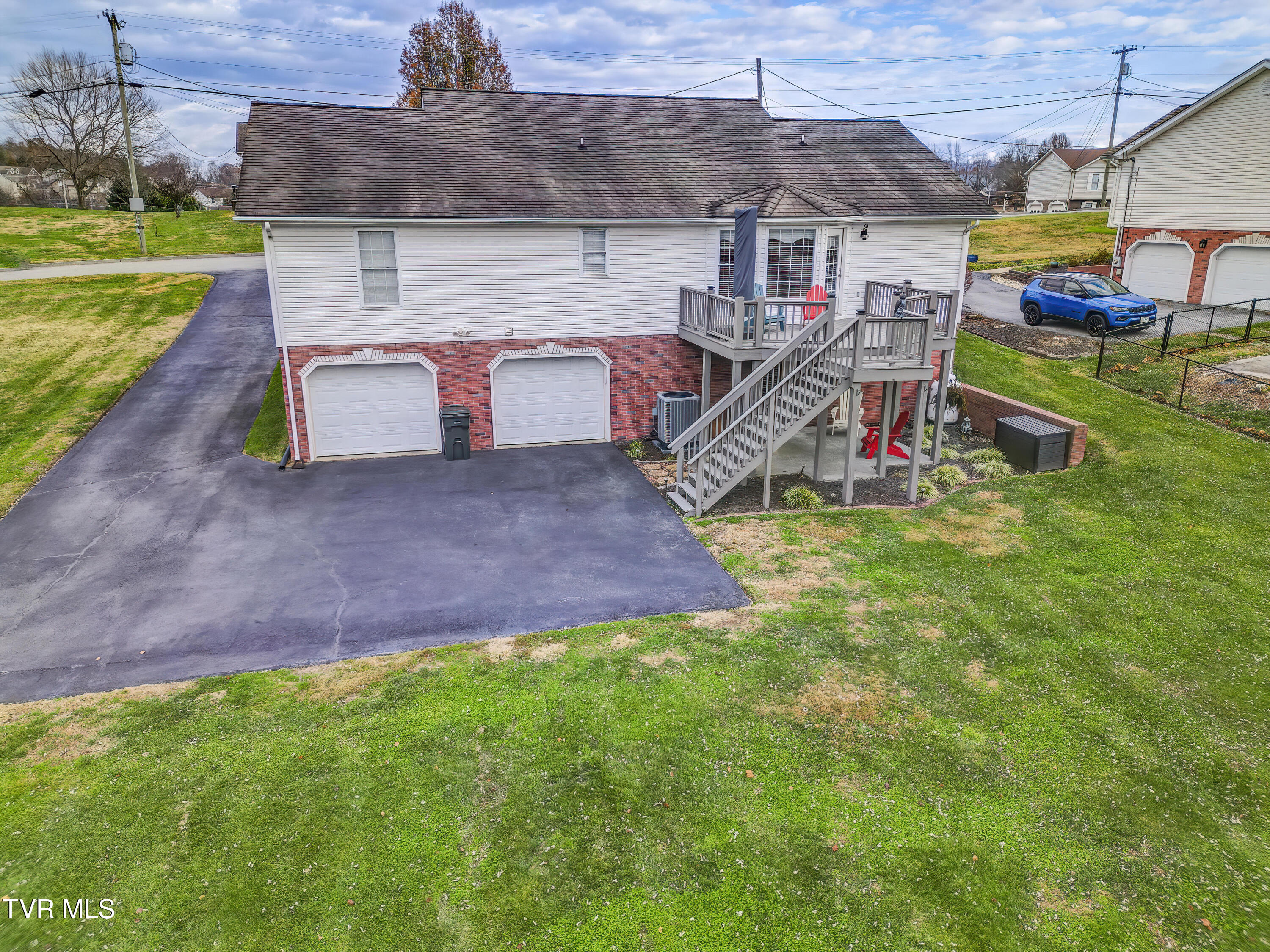 128 Alfalfa Lane