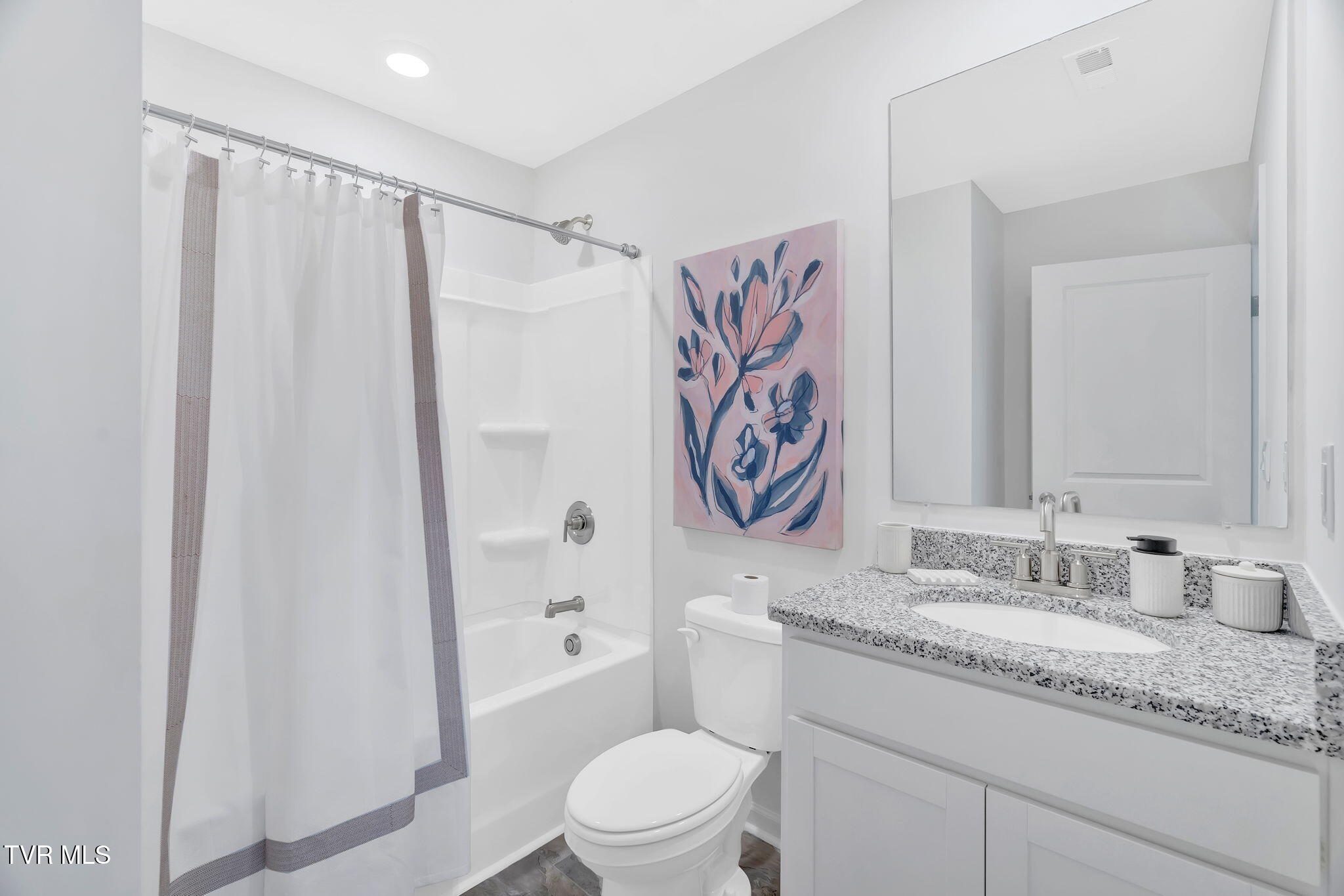 215 Artist Avenue