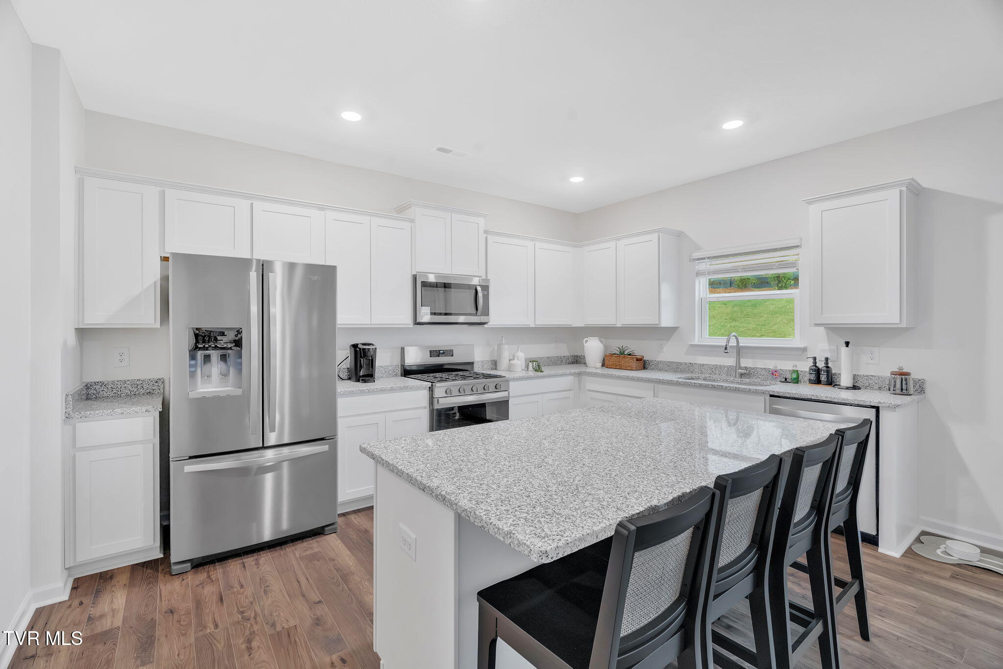 215 Artist Avenue