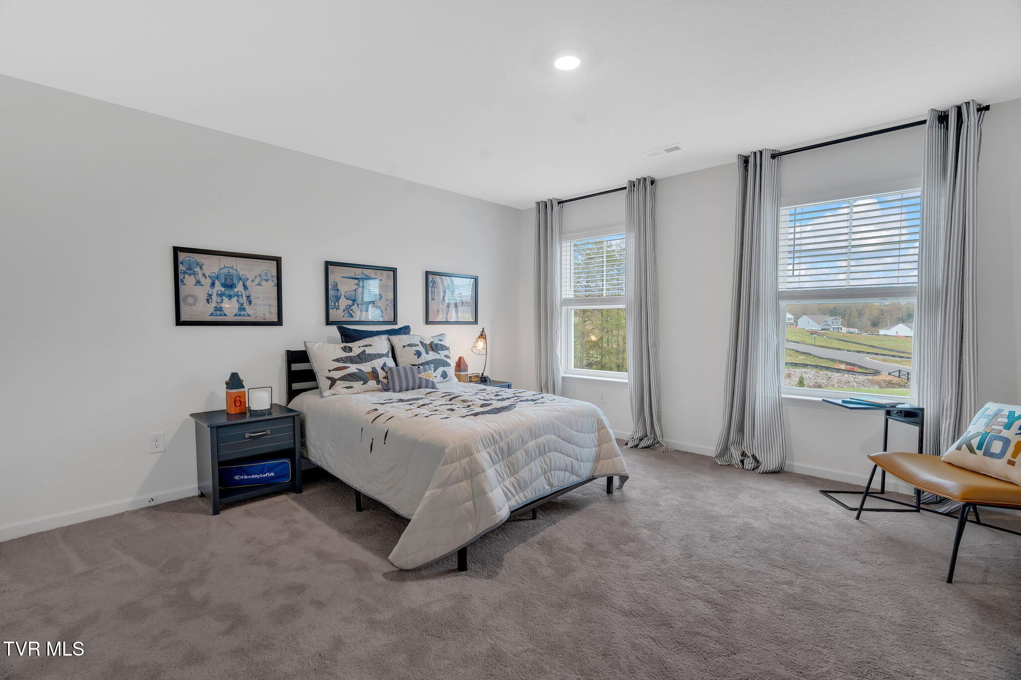 215 Artist Avenue
