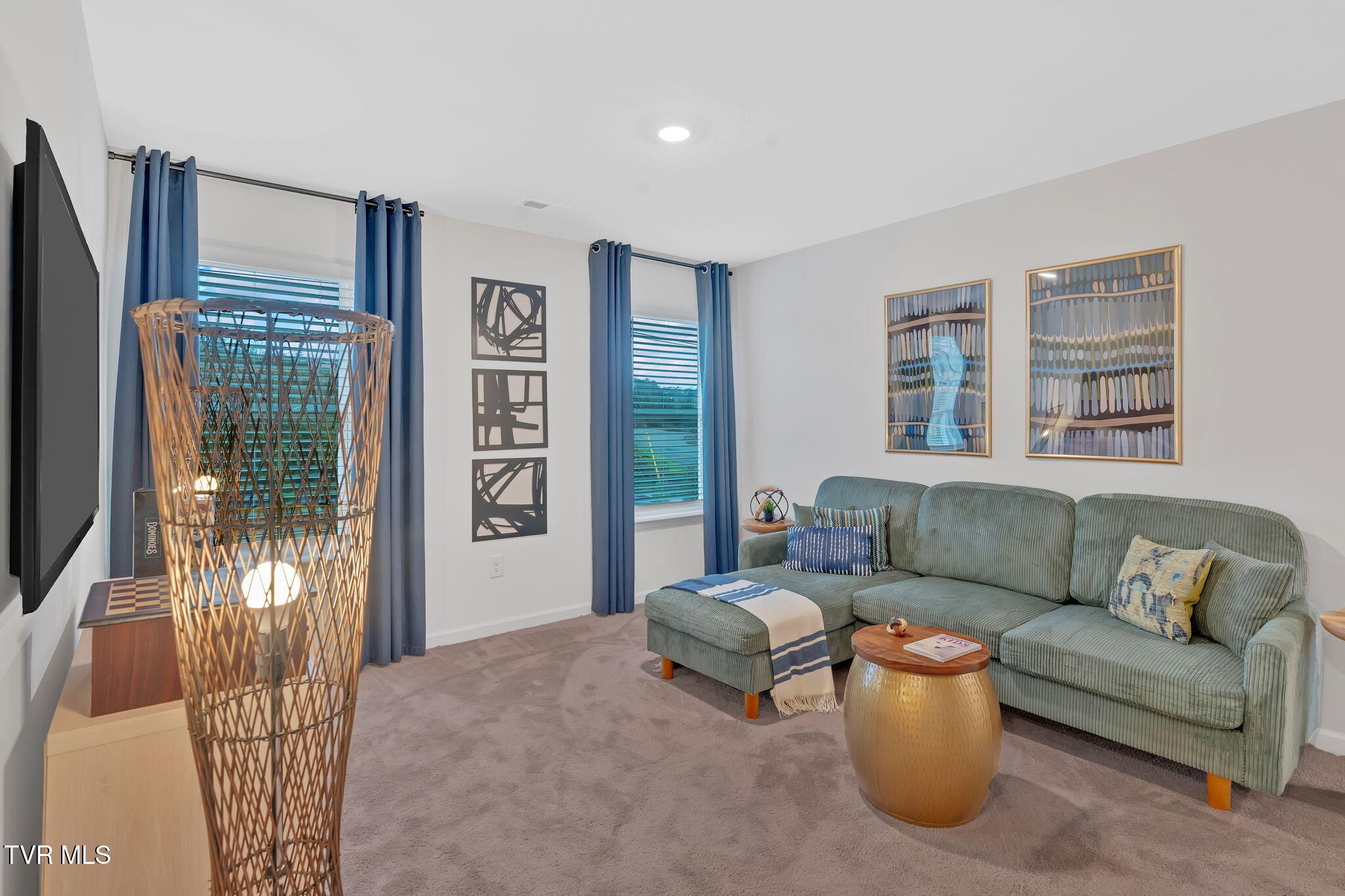 215 Artist Avenue