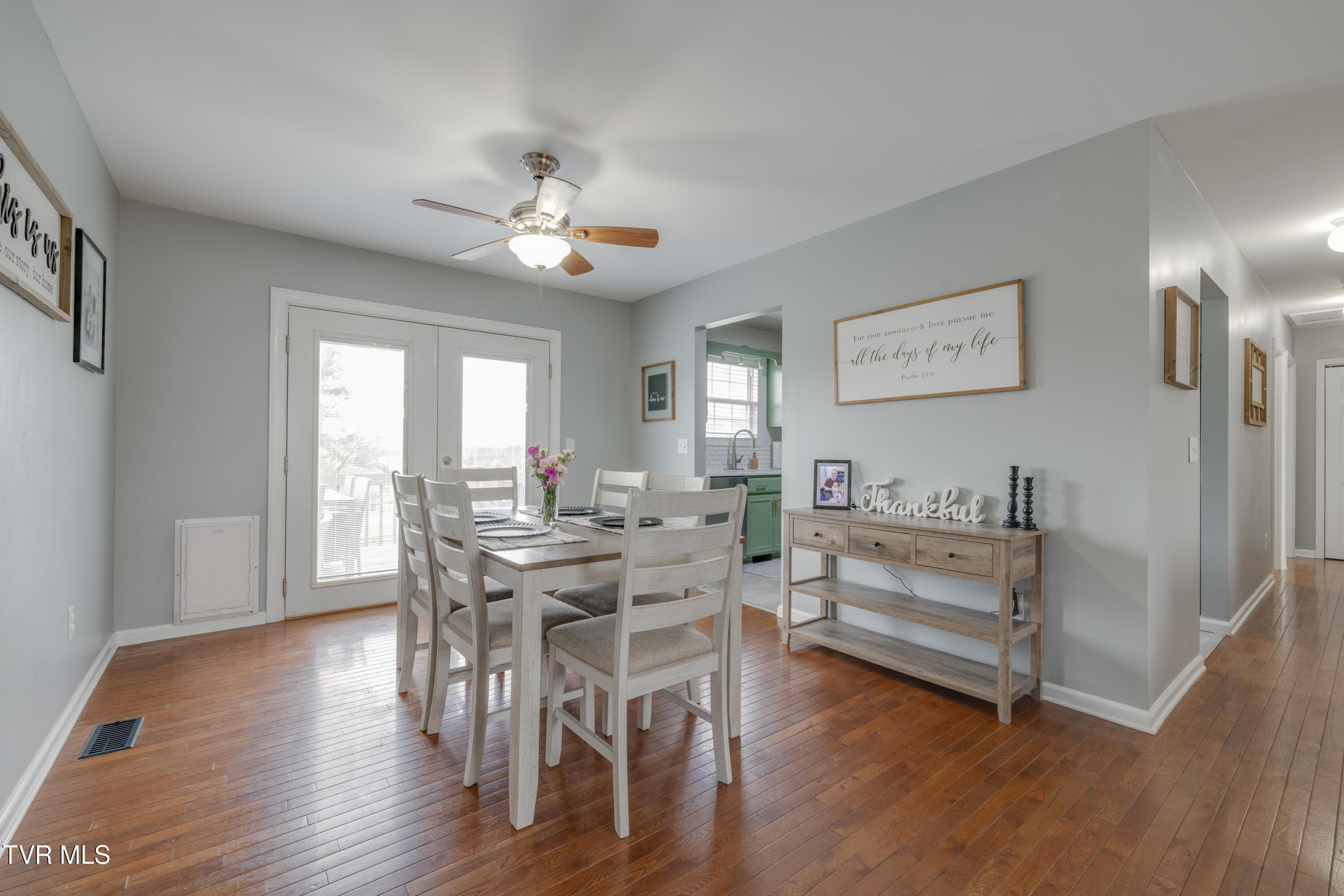 123 Village Lane