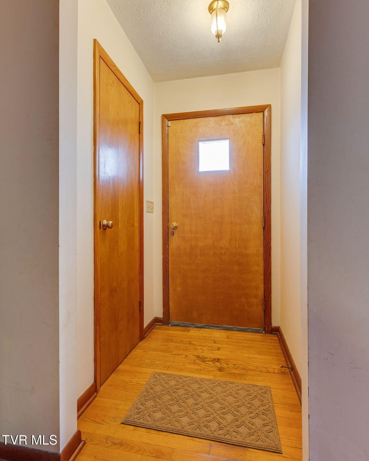4197 Skyland Drive