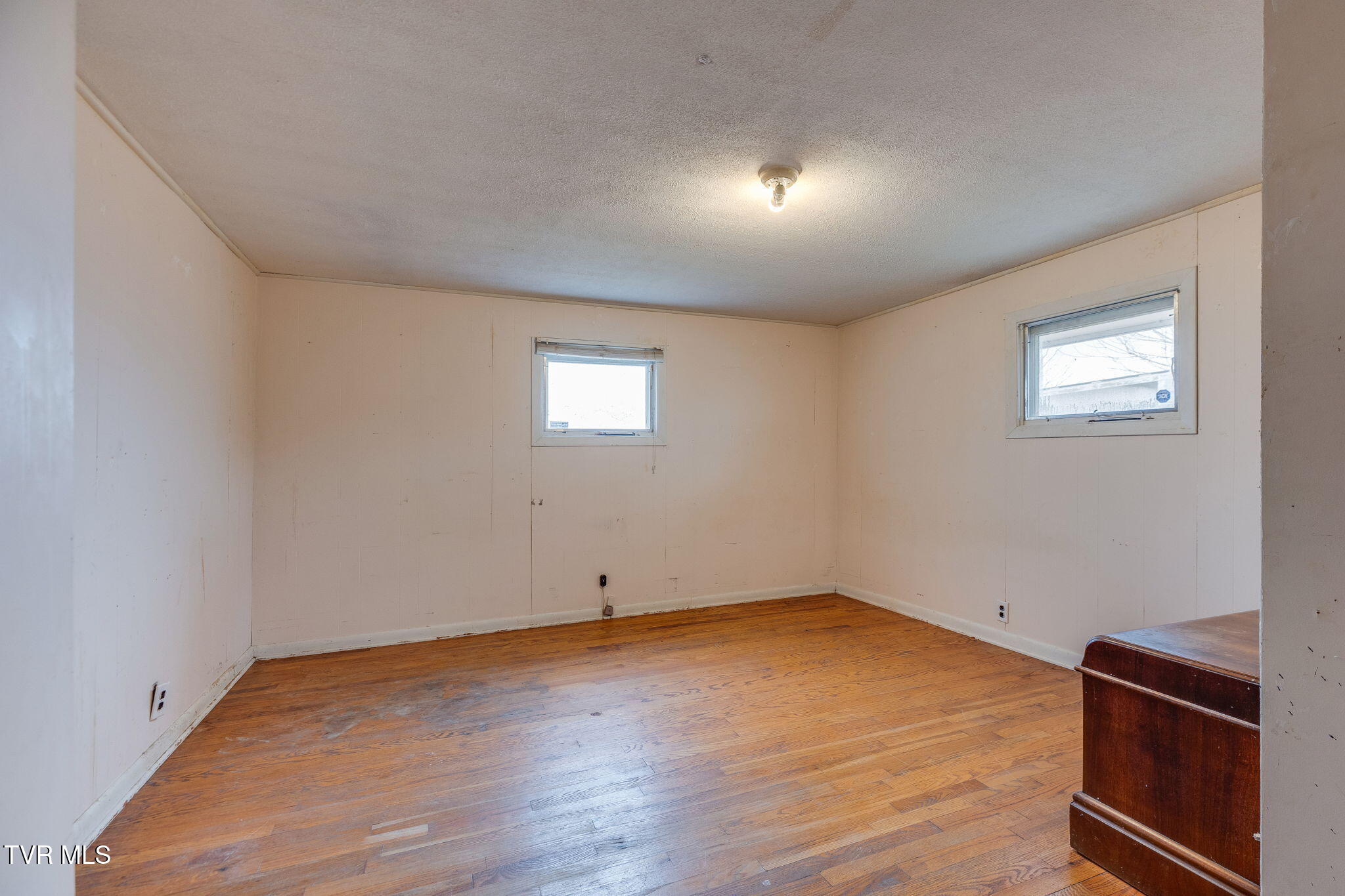 4197 Skyland Drive