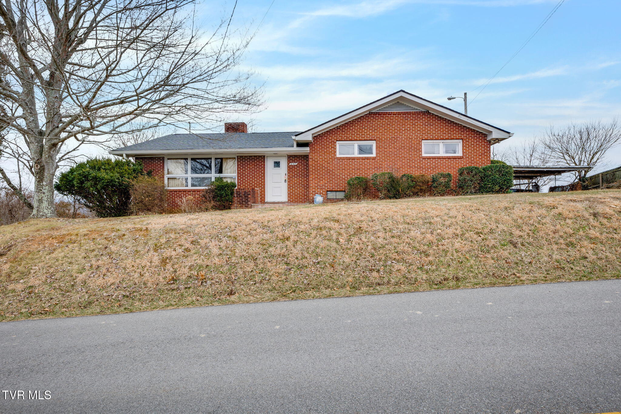 4197 Skyland Drive
