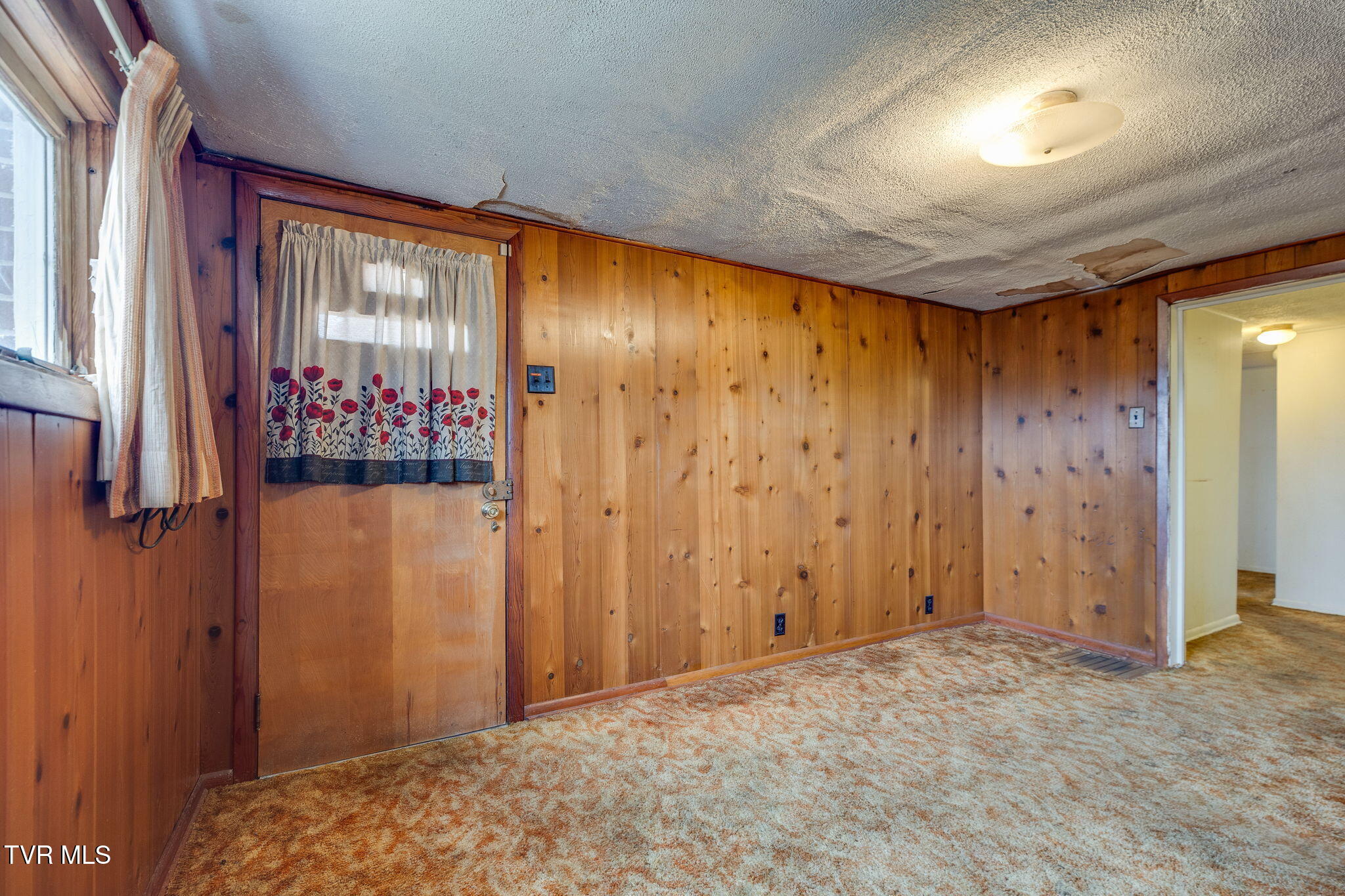 4197 Skyland Drive