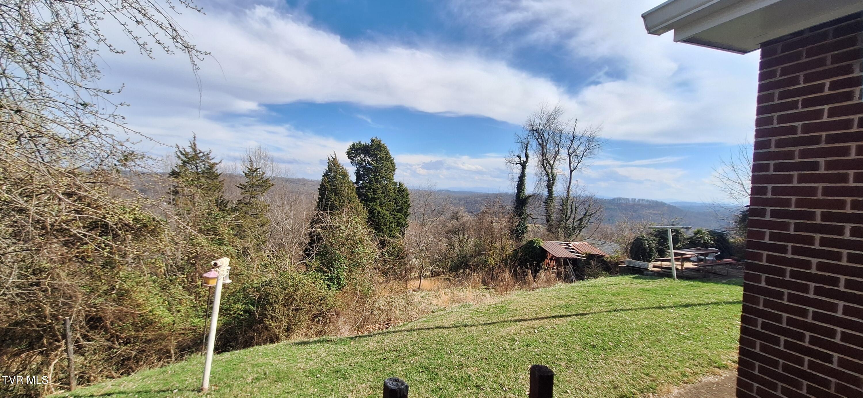4197 Skyland Drive
