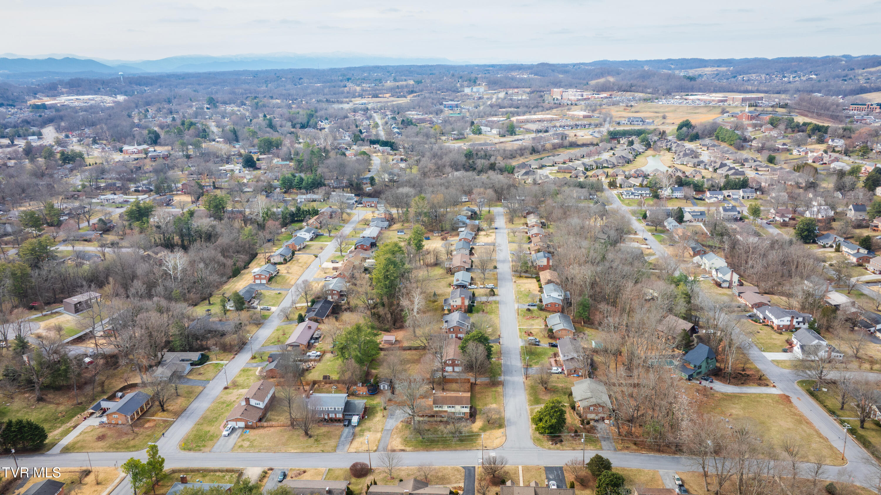 2405 Rambling Road