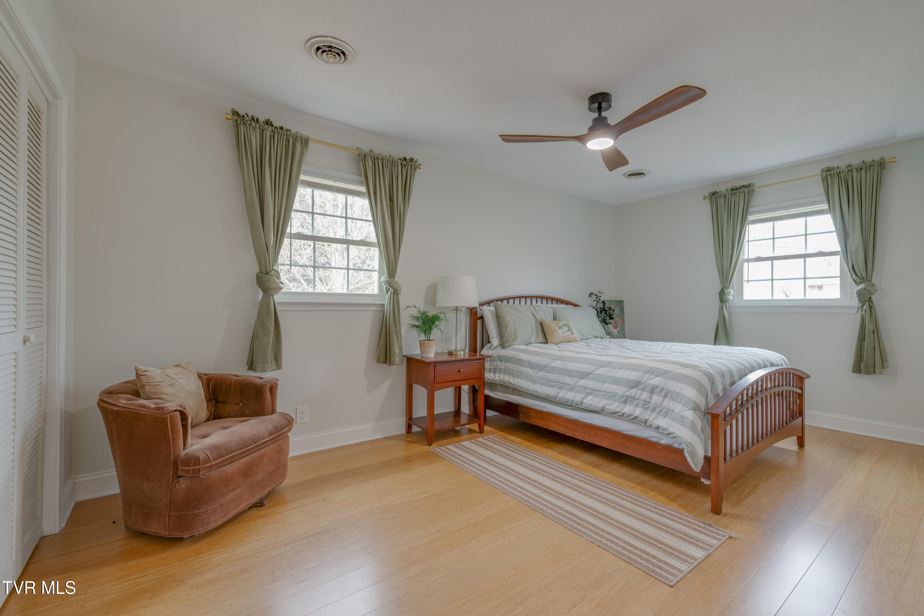 2405 Rambling Road