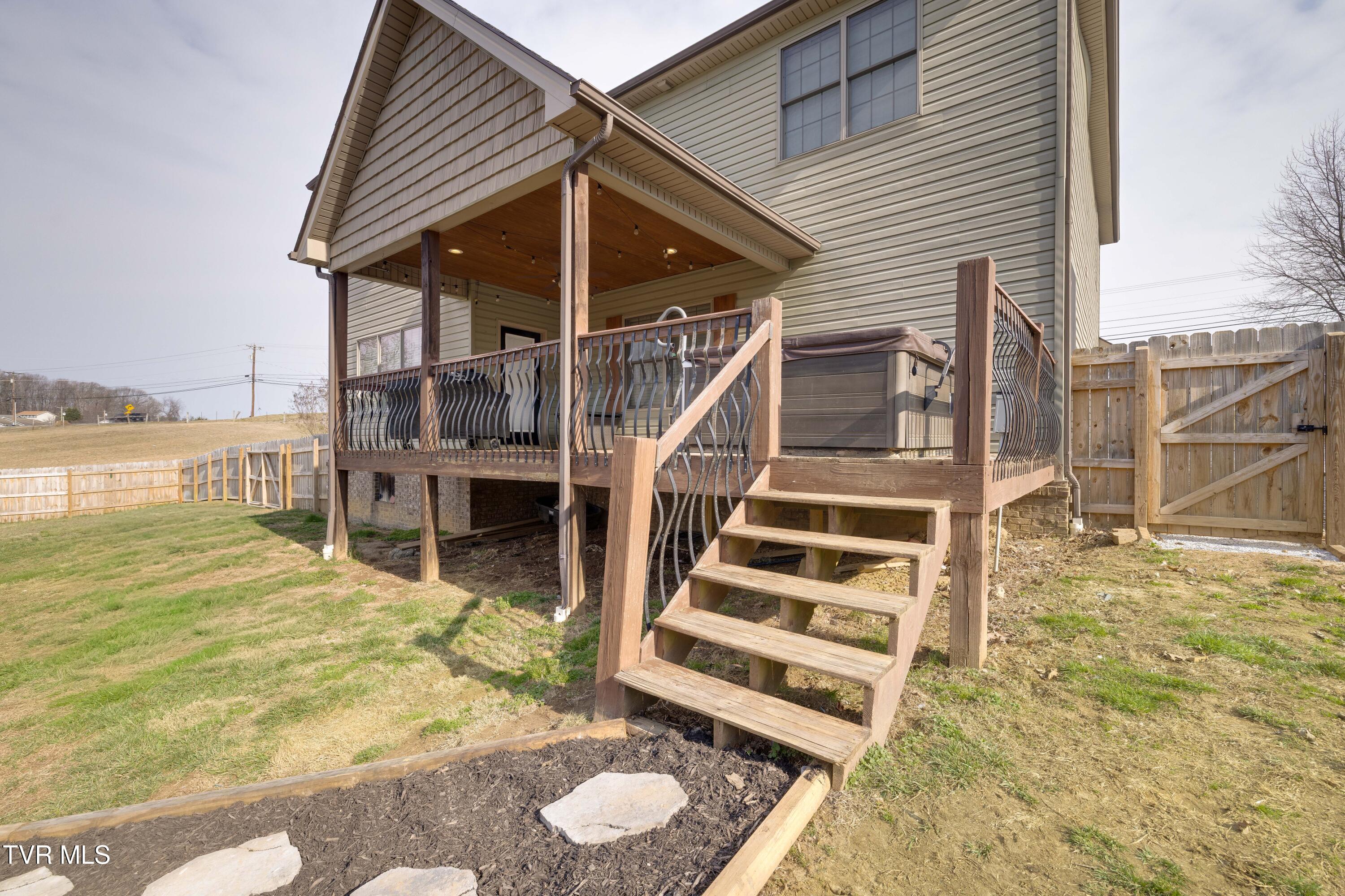 369 Old Embreeville Road
