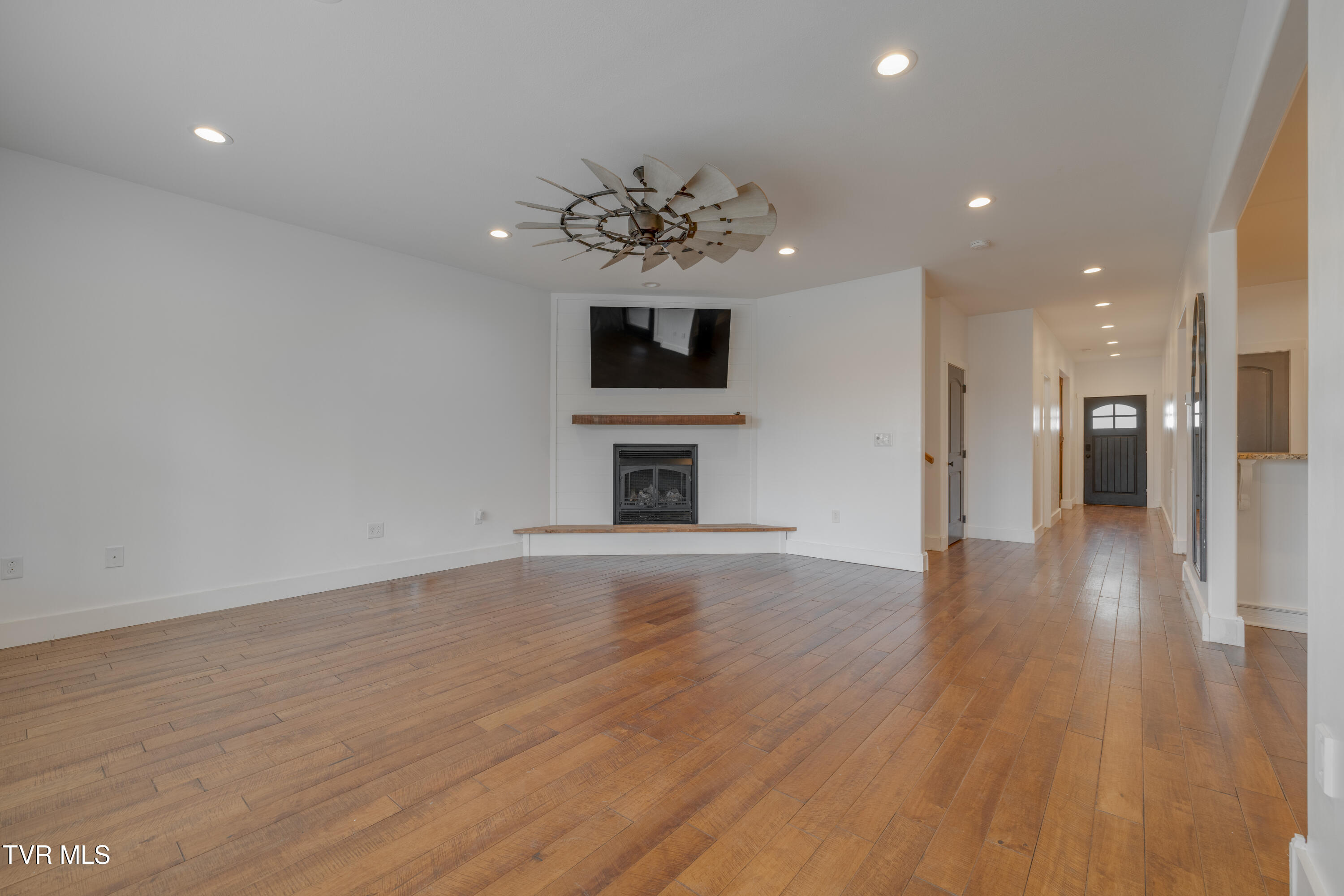 369 Old Embreeville Road