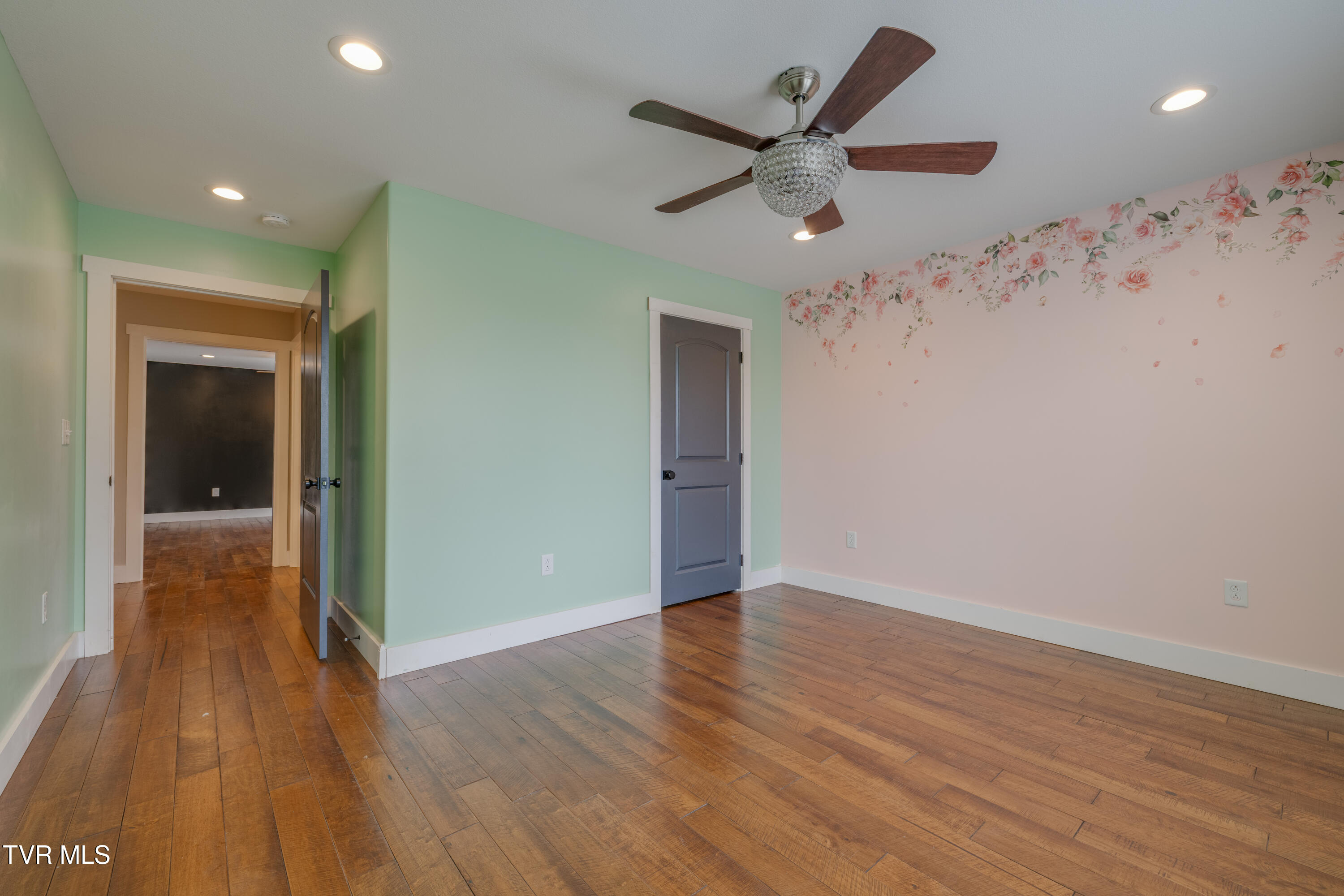 369 Old Embreeville Road