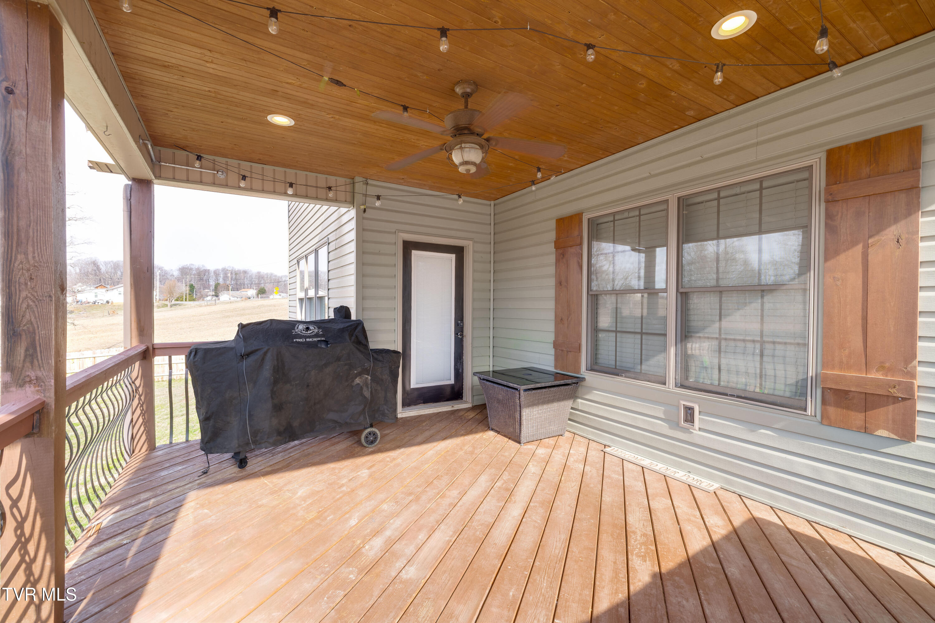 369 Old Embreeville Road