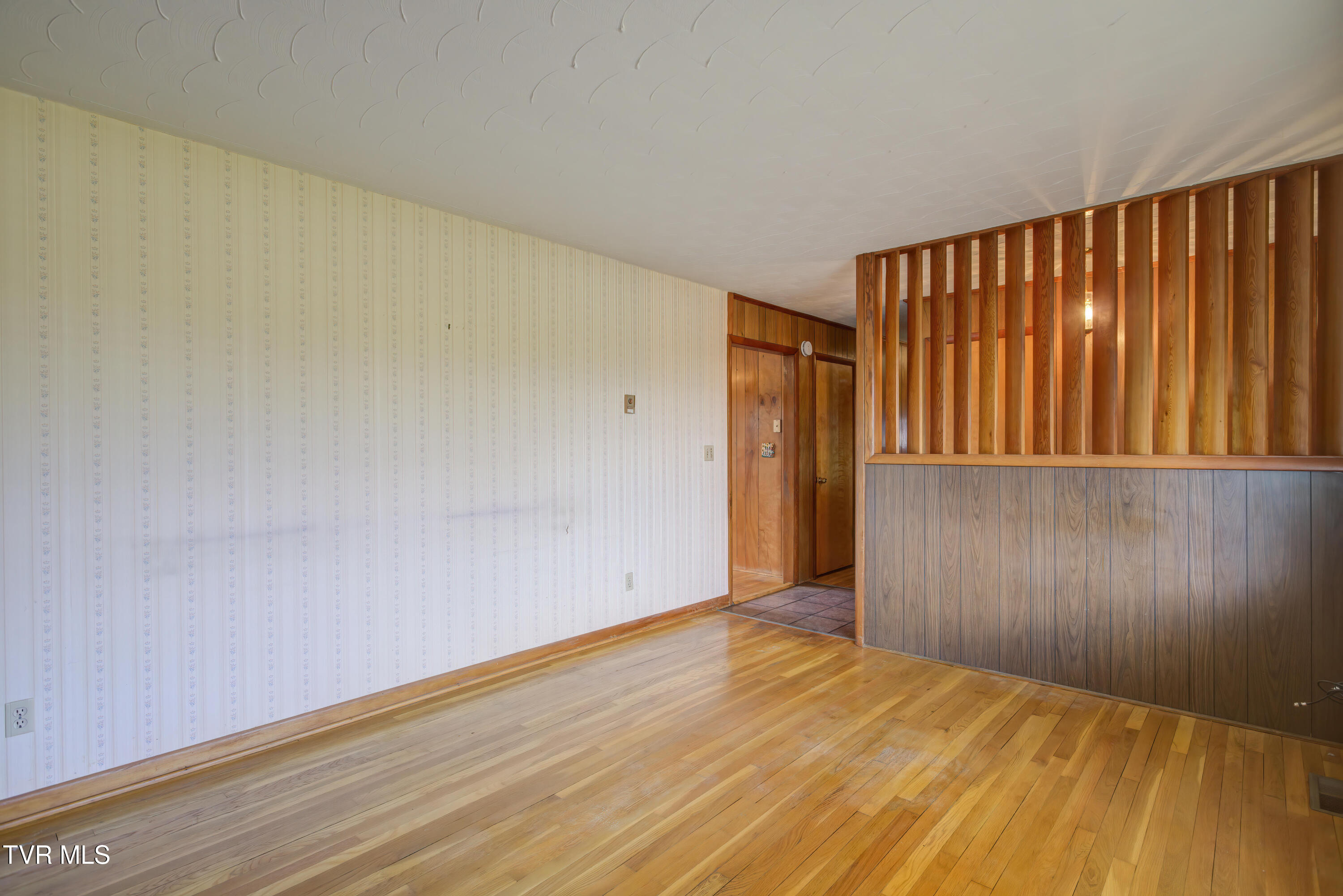 24102 Crimson Drive