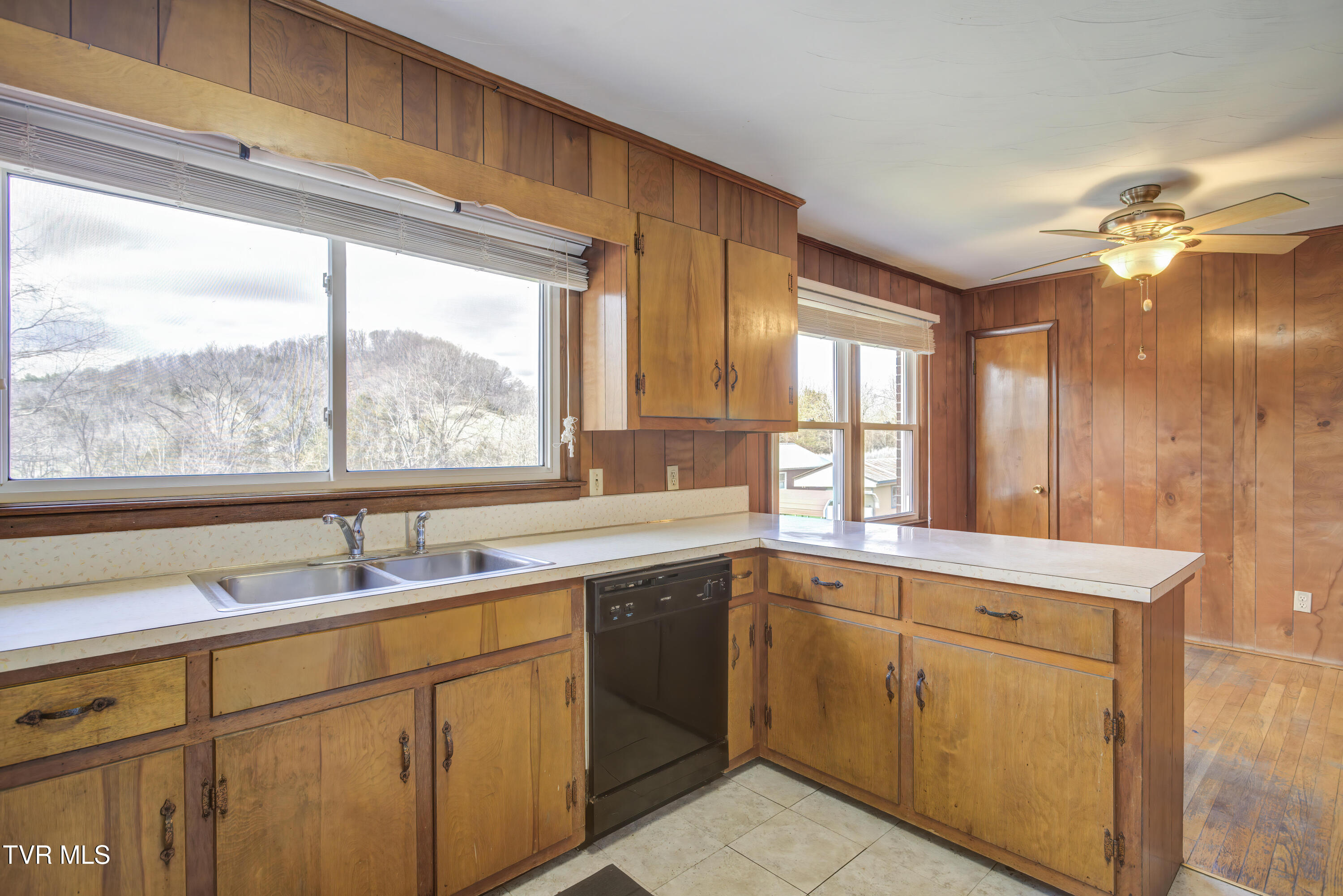 24102 Crimson Drive