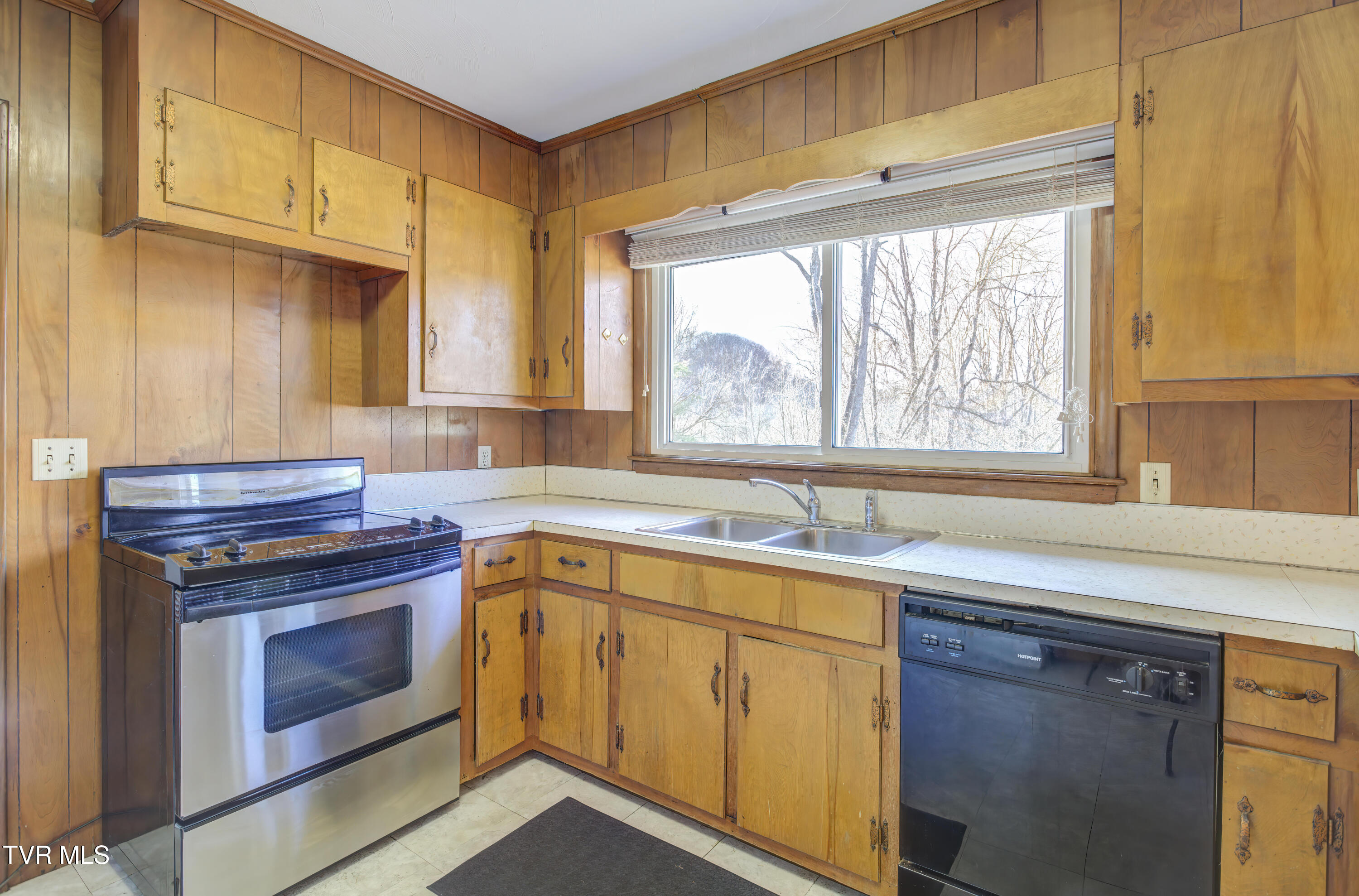 24102 Crimson Drive