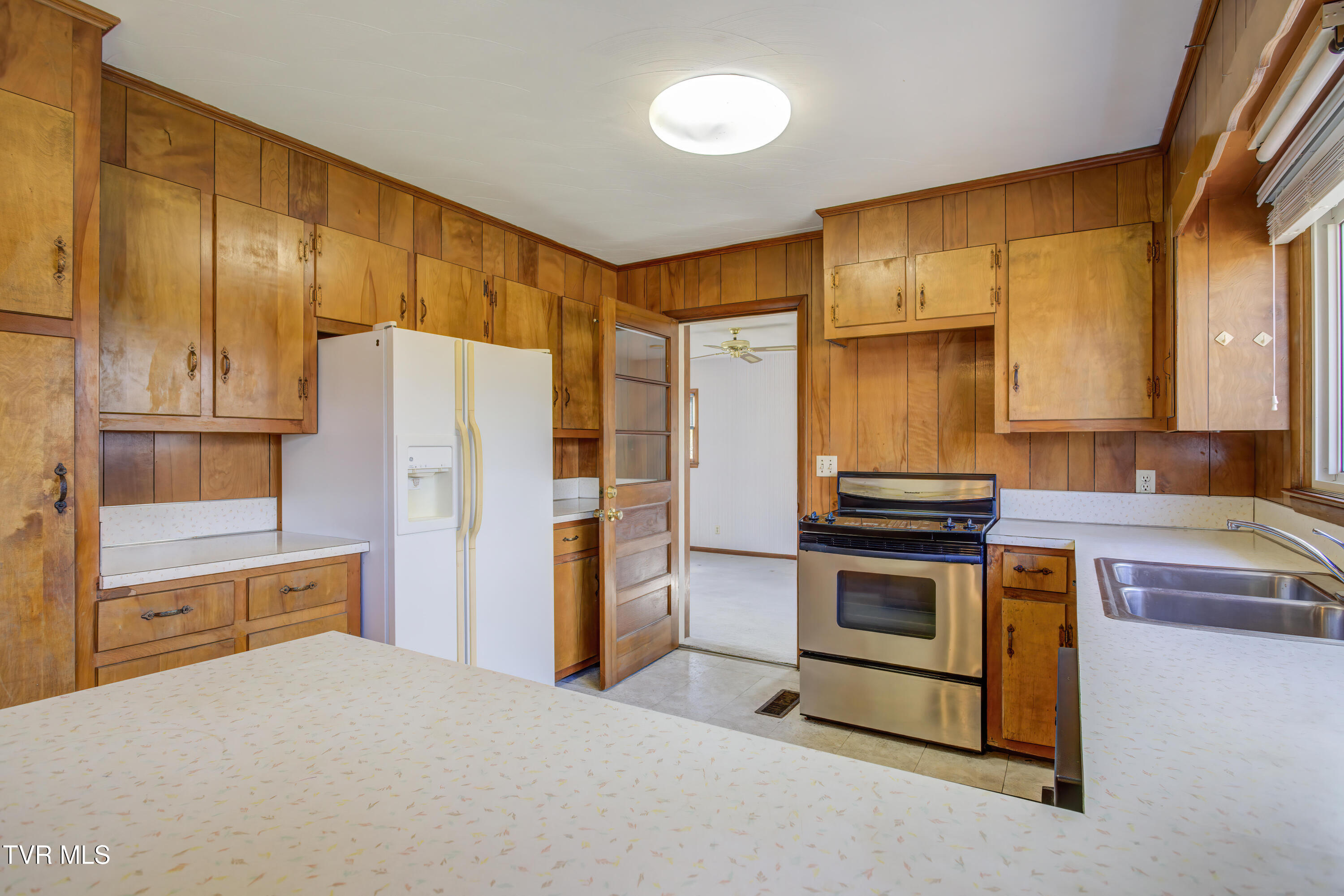 24102 Crimson Drive