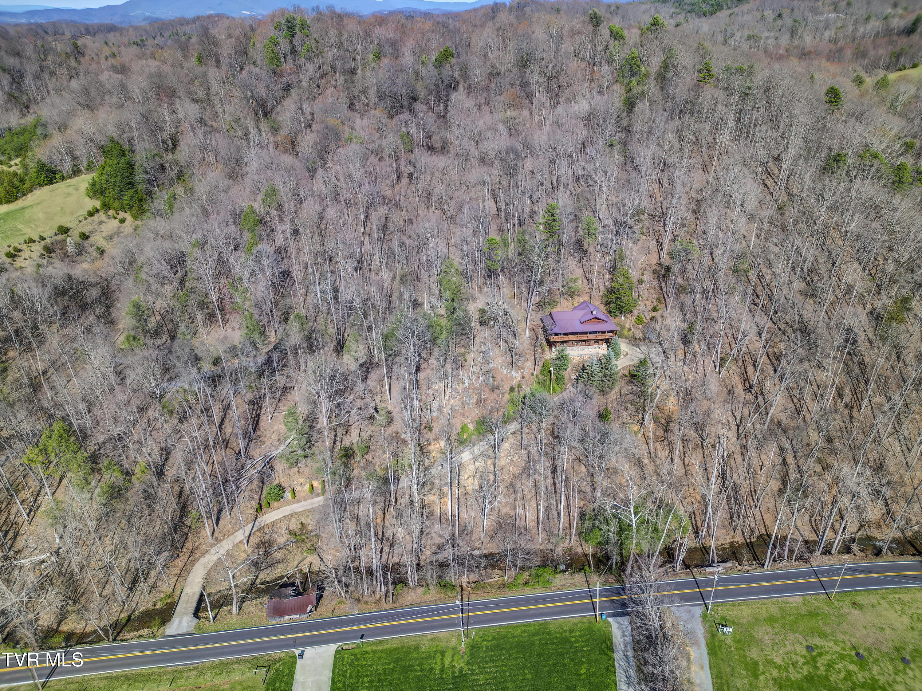 665 Laurels Road