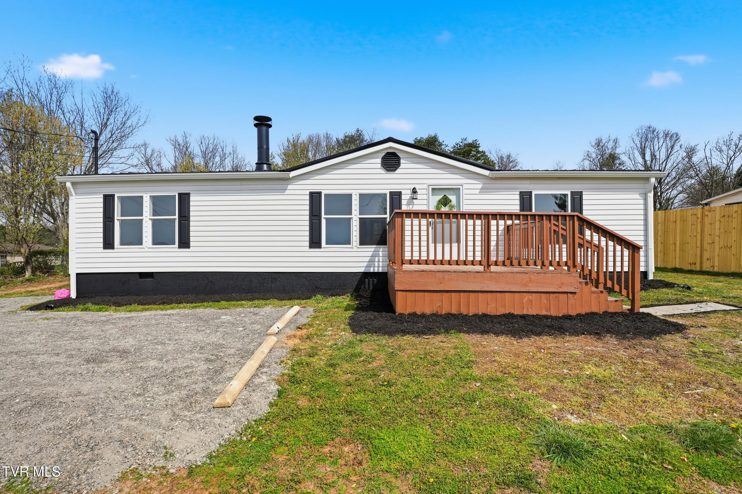 108 Hensley Loop