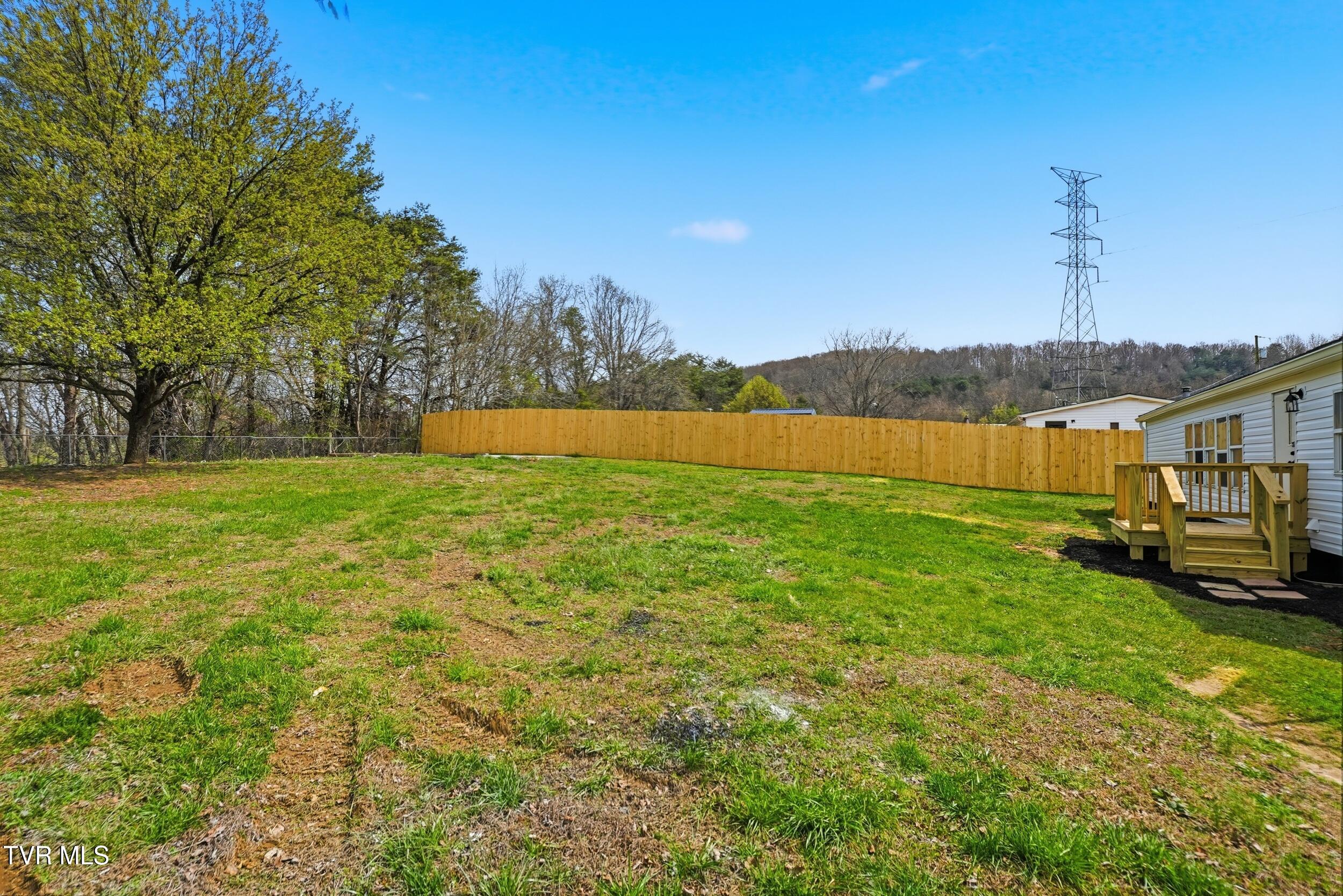 108 Hensley Loop