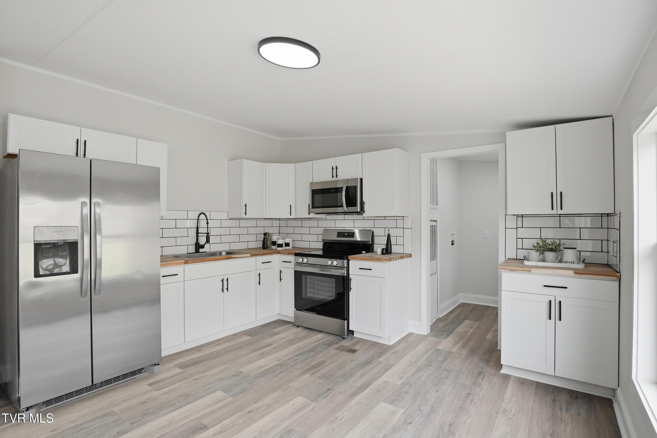 108 Hensley Loop