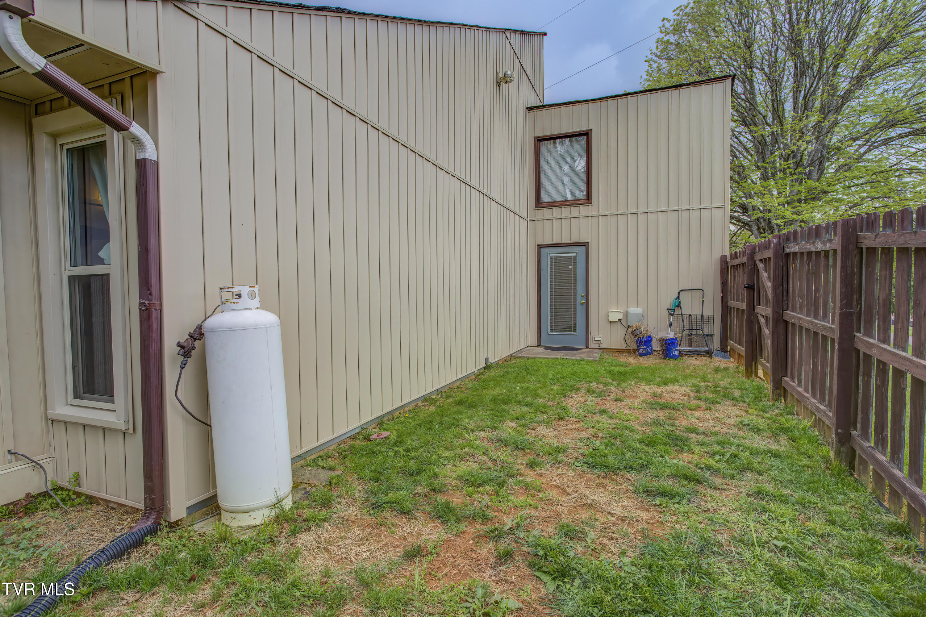 780 Hamilton Road Apt C1