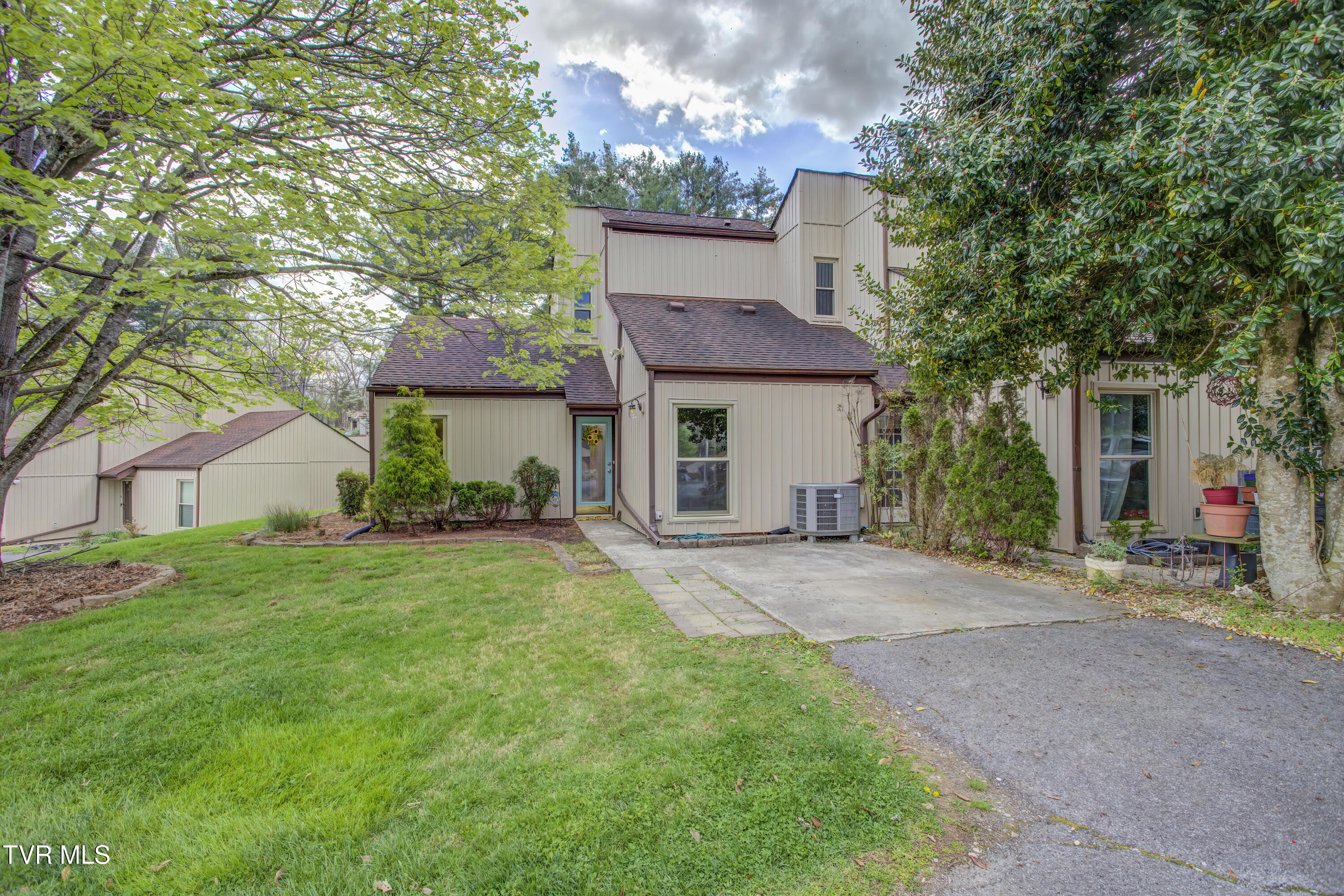 780 Hamilton Road Apt C1