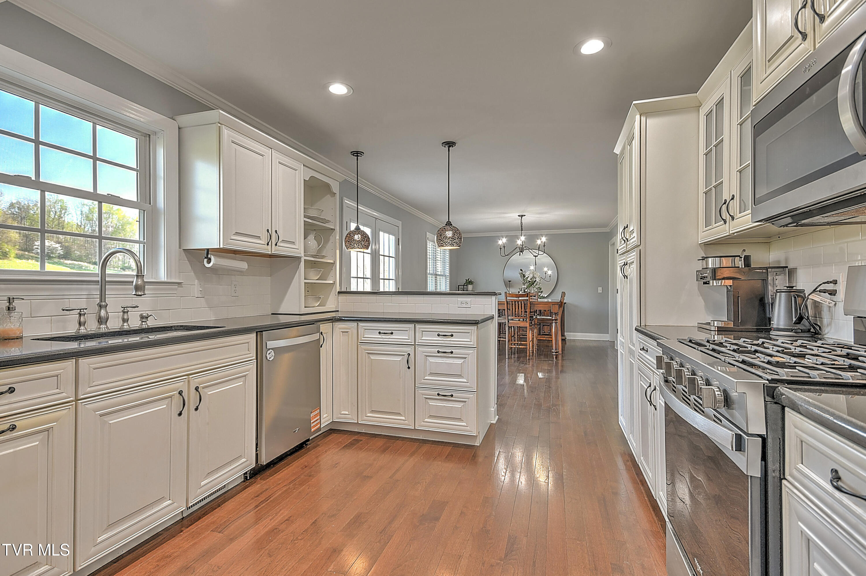 23395 Larwood Lane