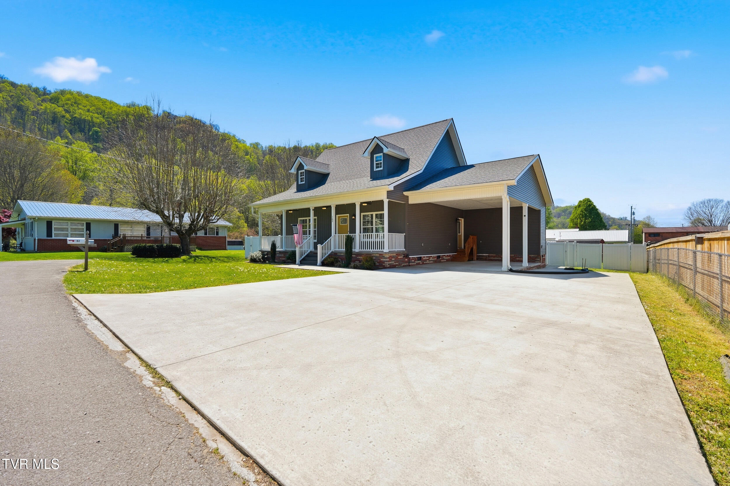 162 Starlight Drive