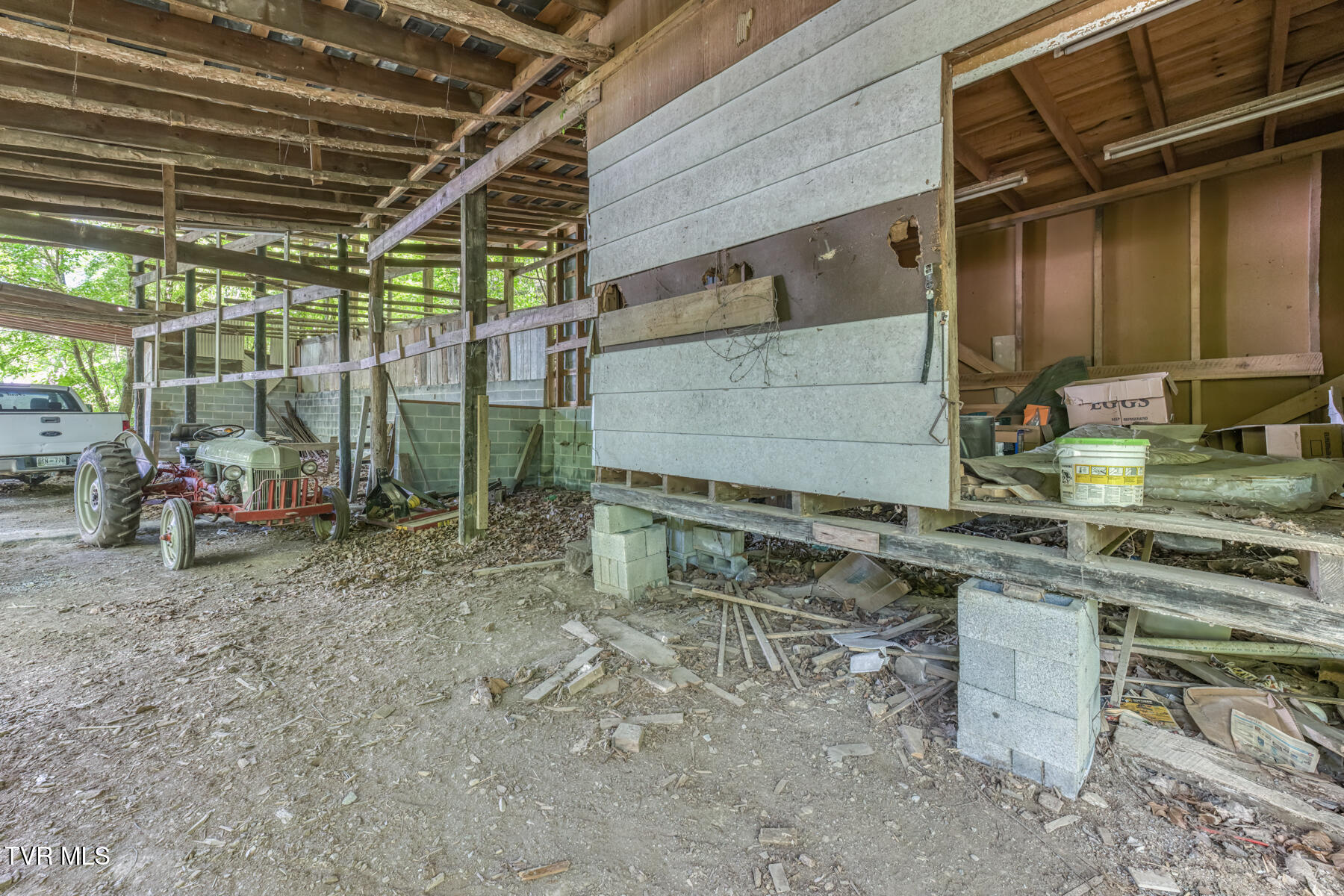 231 Ollis Bowers Hill Road