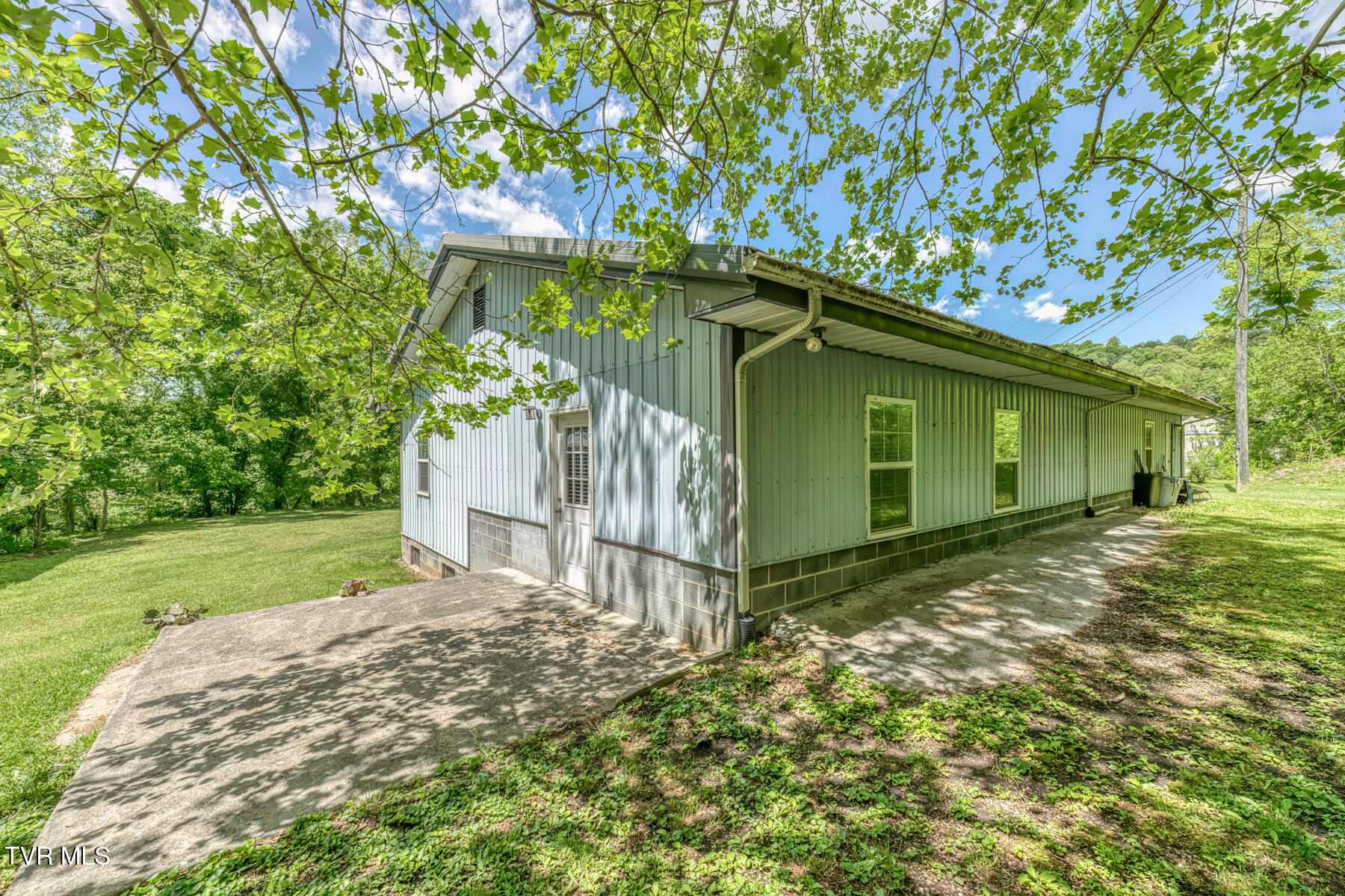 231 Ollis Bowers Hill Road