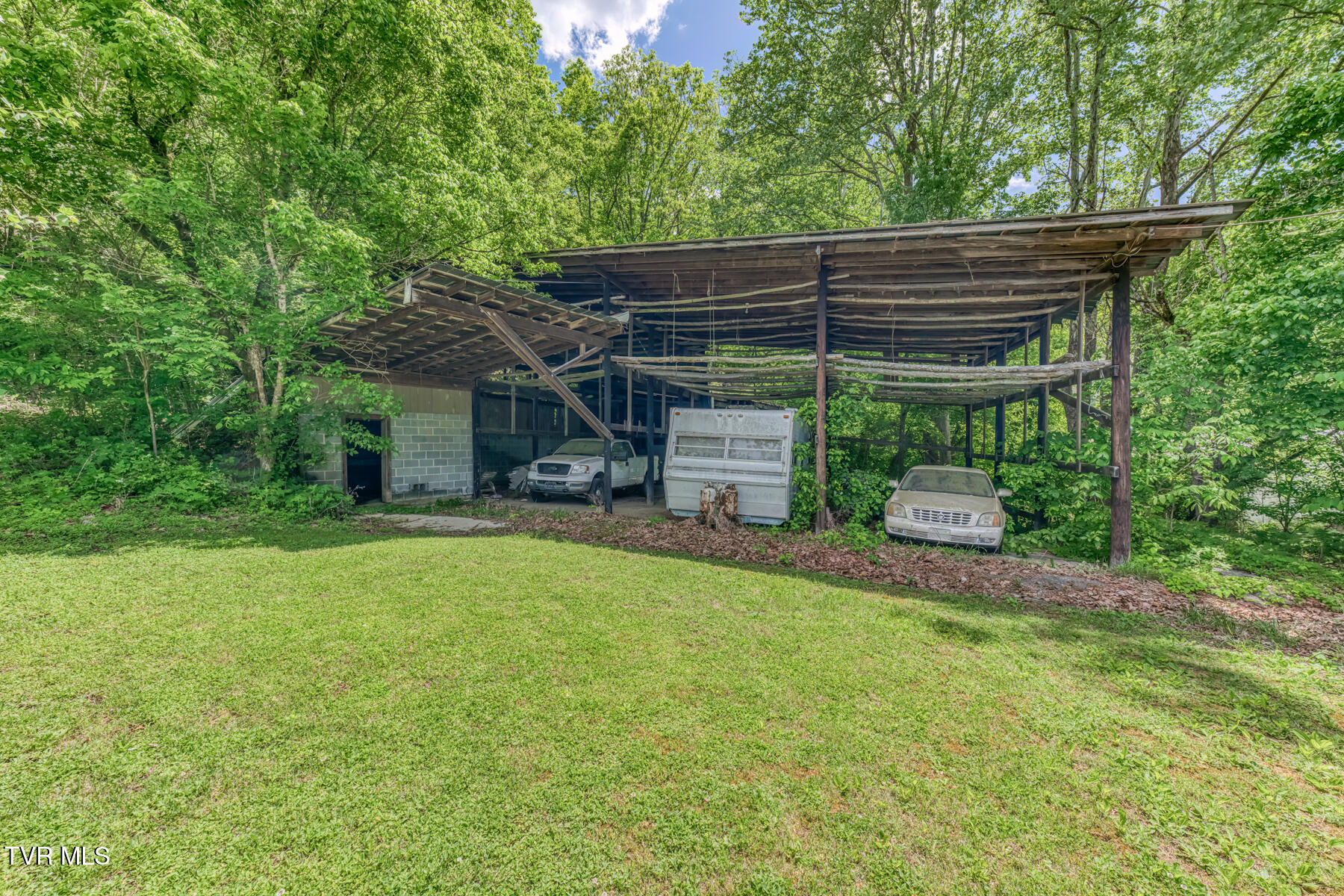 231 Ollis Bowers Hill Road