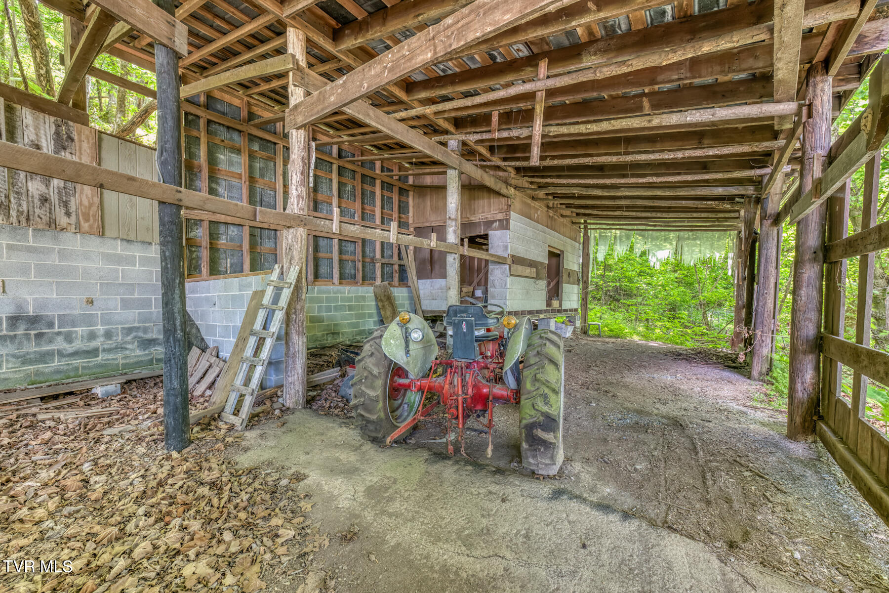 231 Ollis Bowers Hill Road