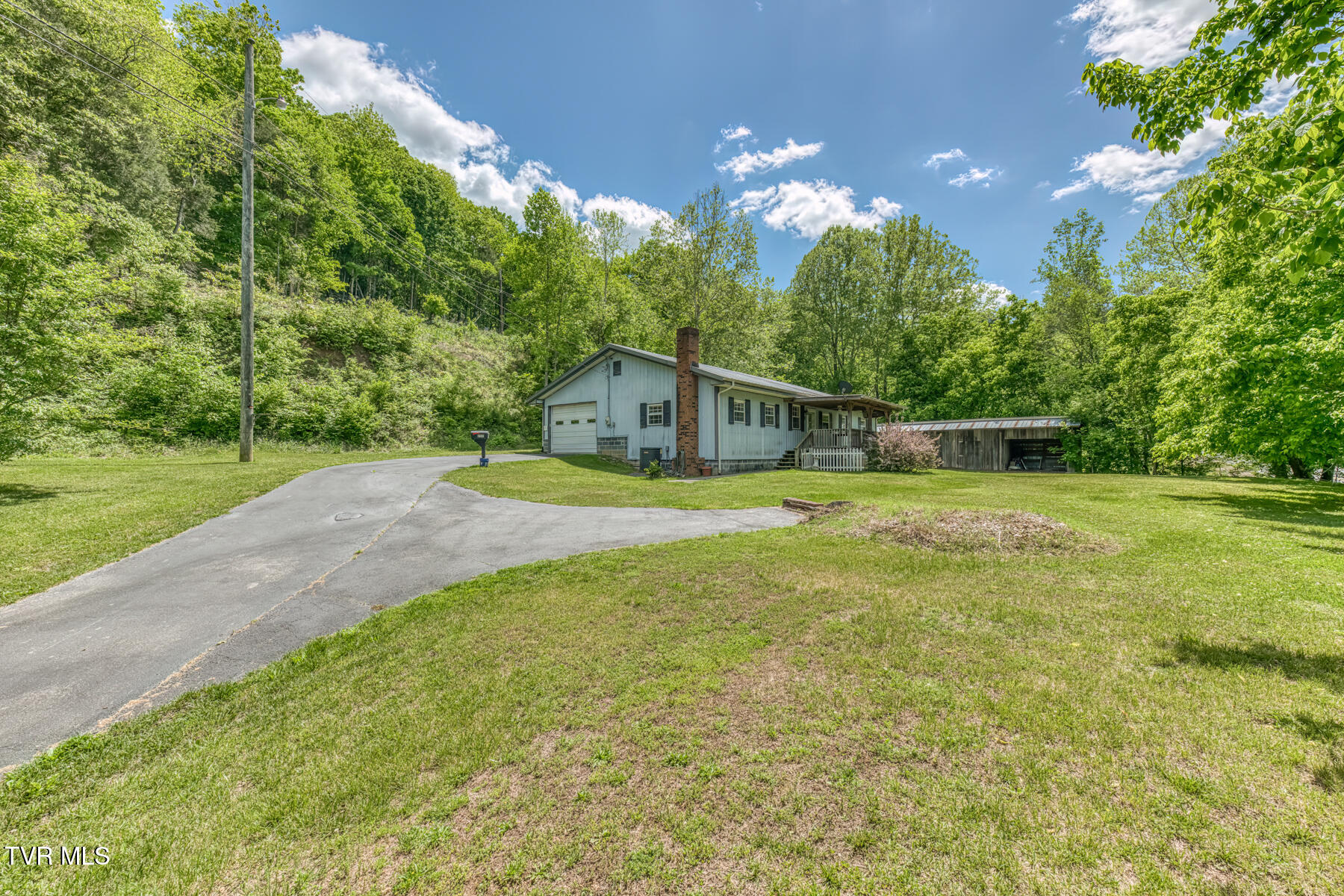 231 Ollis Bowers Hill Road