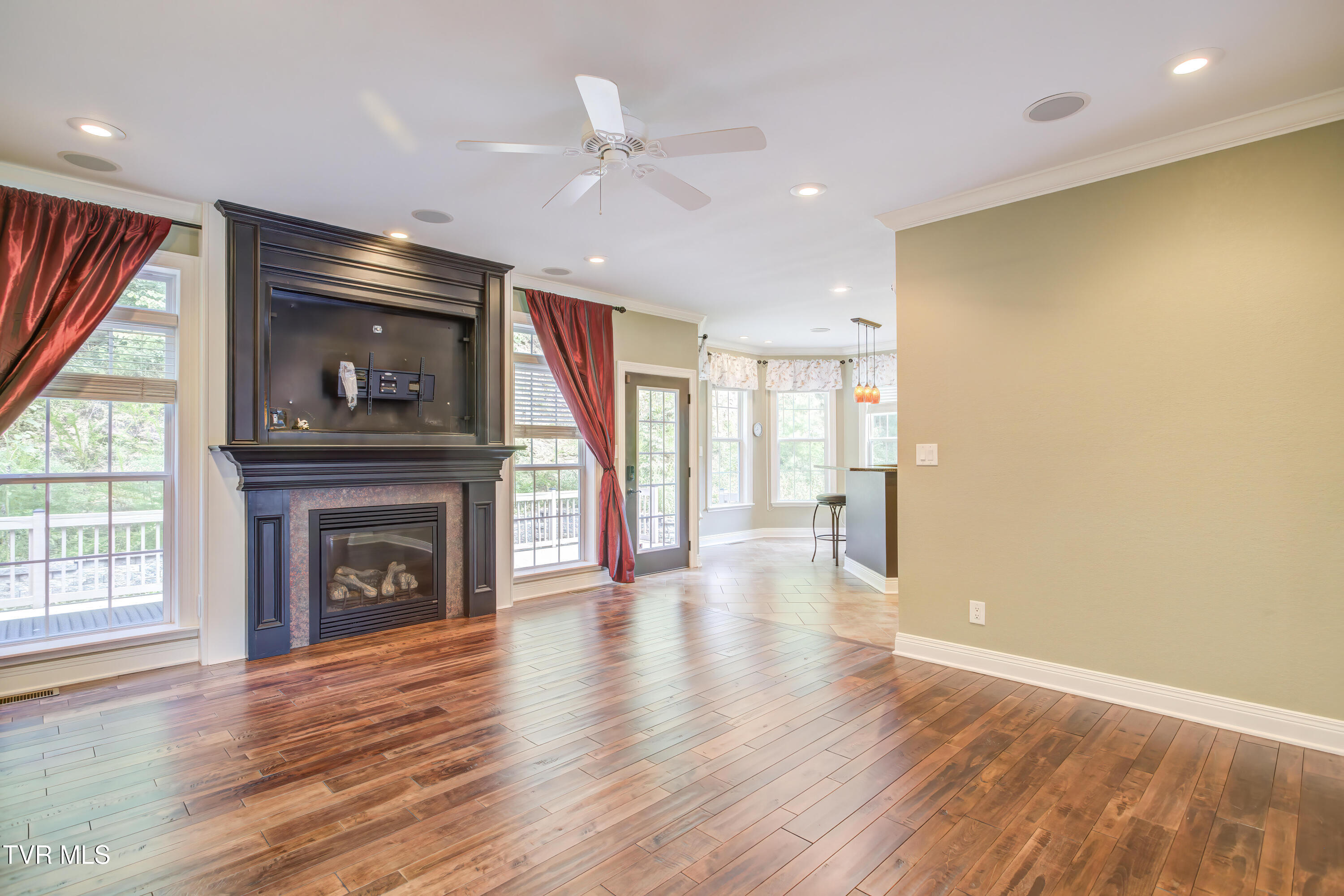2823 Van Hill Road