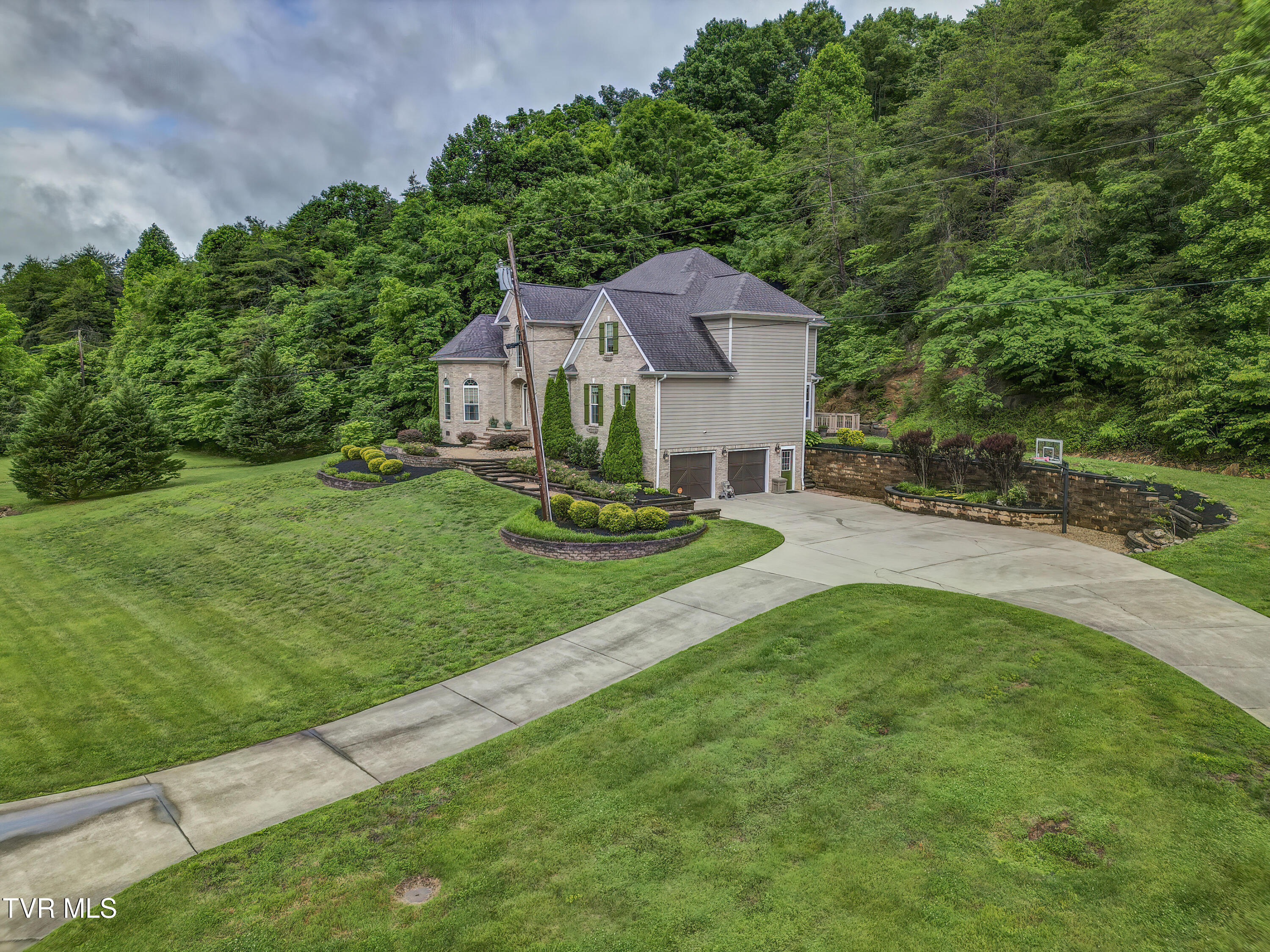 2823 Van Hill Road