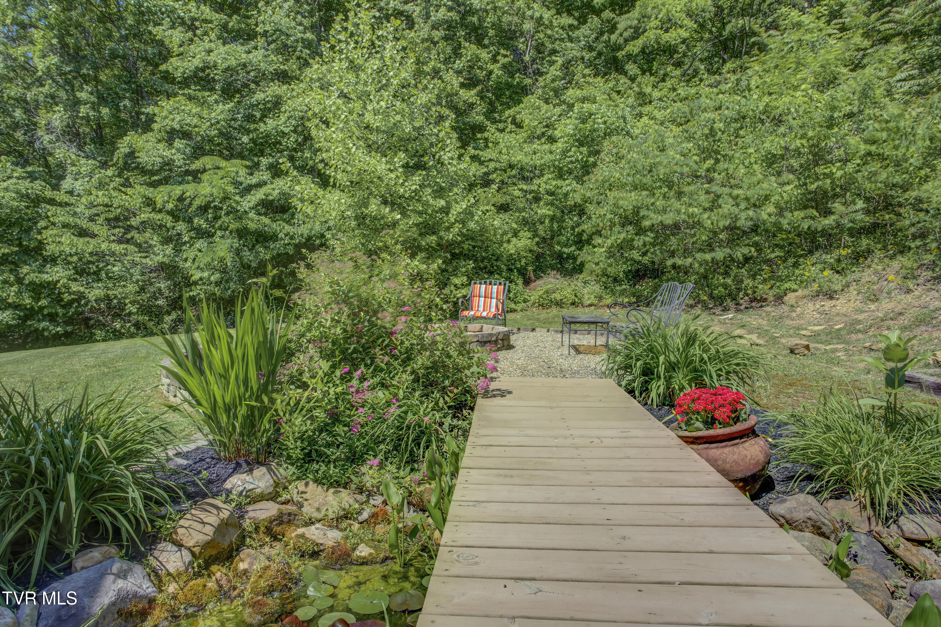 2823 Van Hill Road