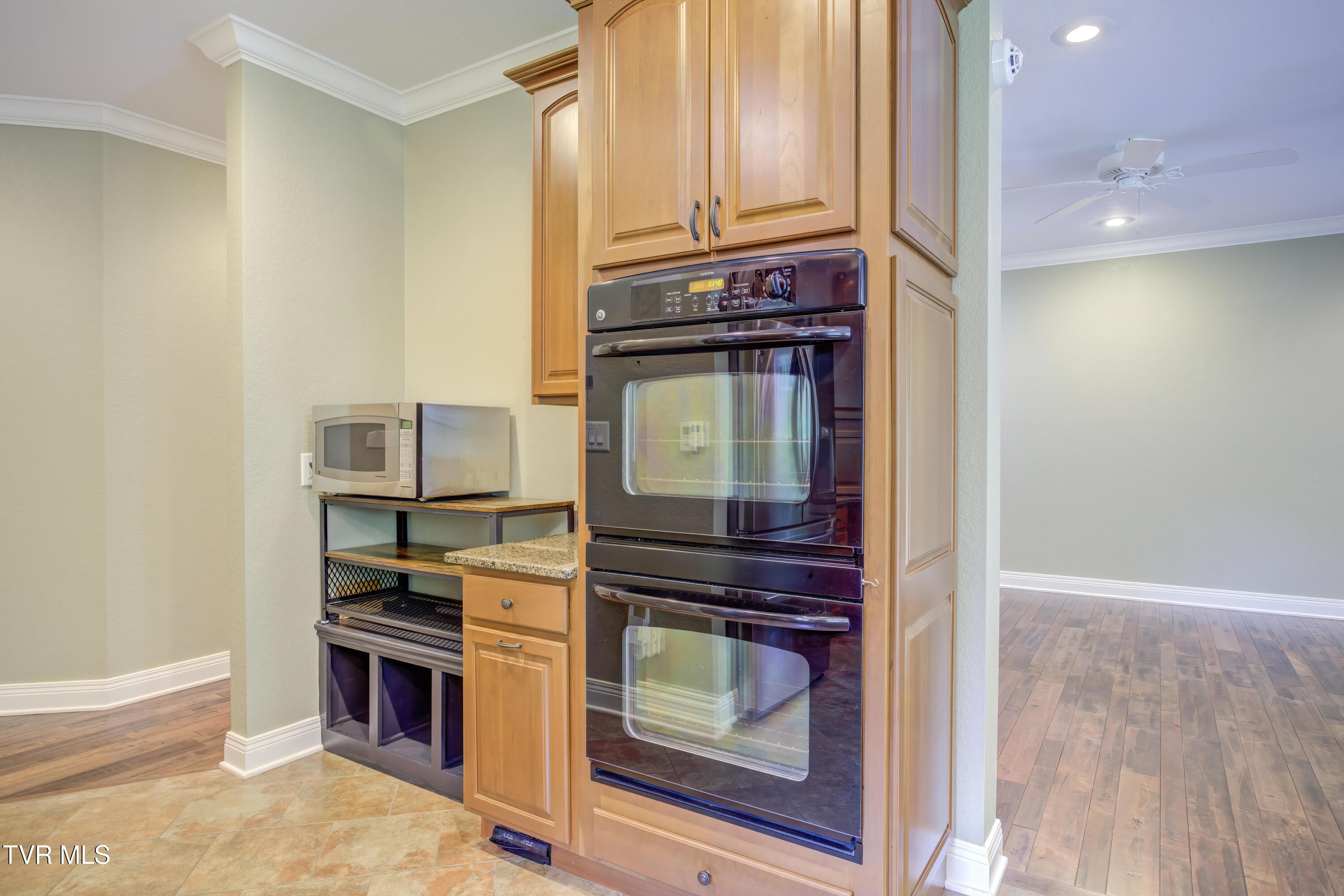 2823 Van Hill Road